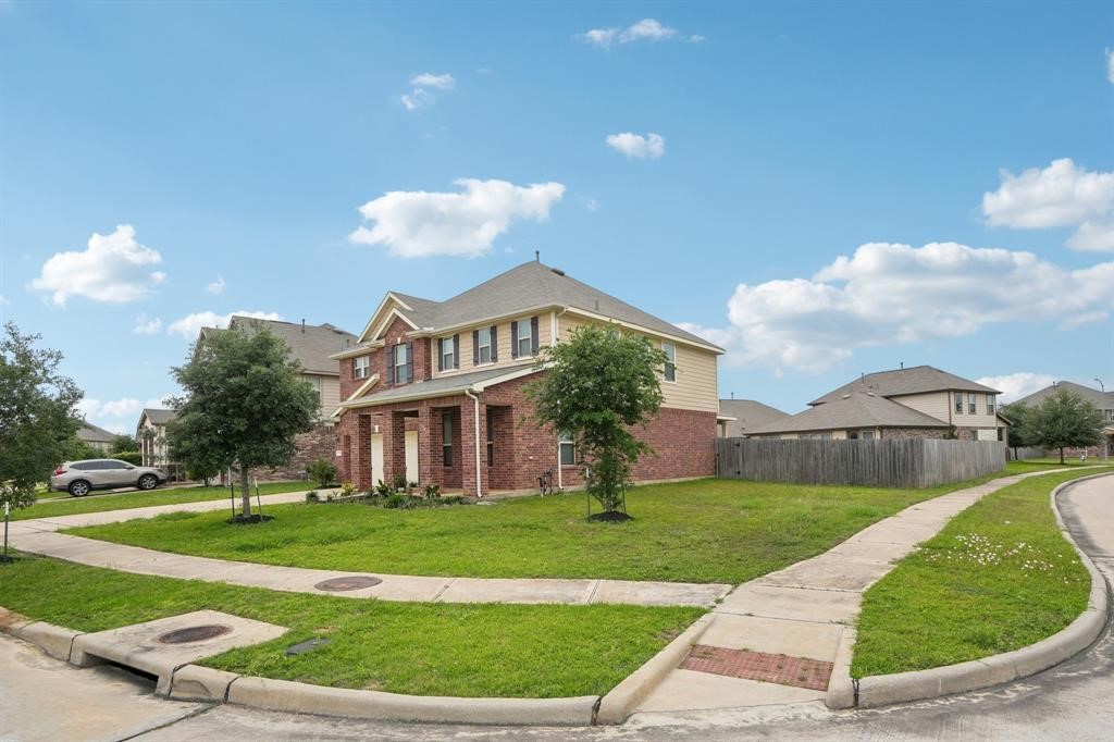 25404 Devonshire Knoll Street Property Photo 2