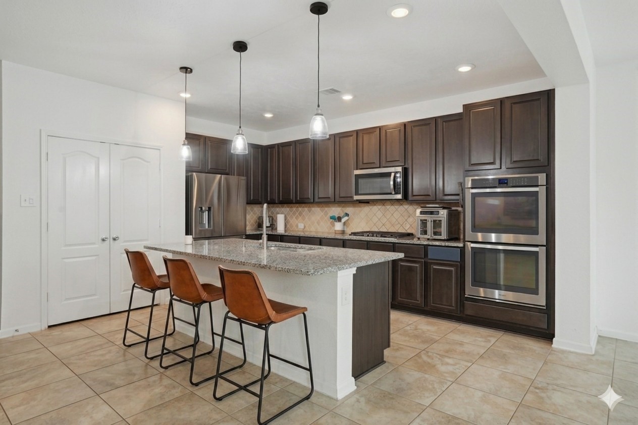 25404 Devonshire Knoll Street Property Photo 9