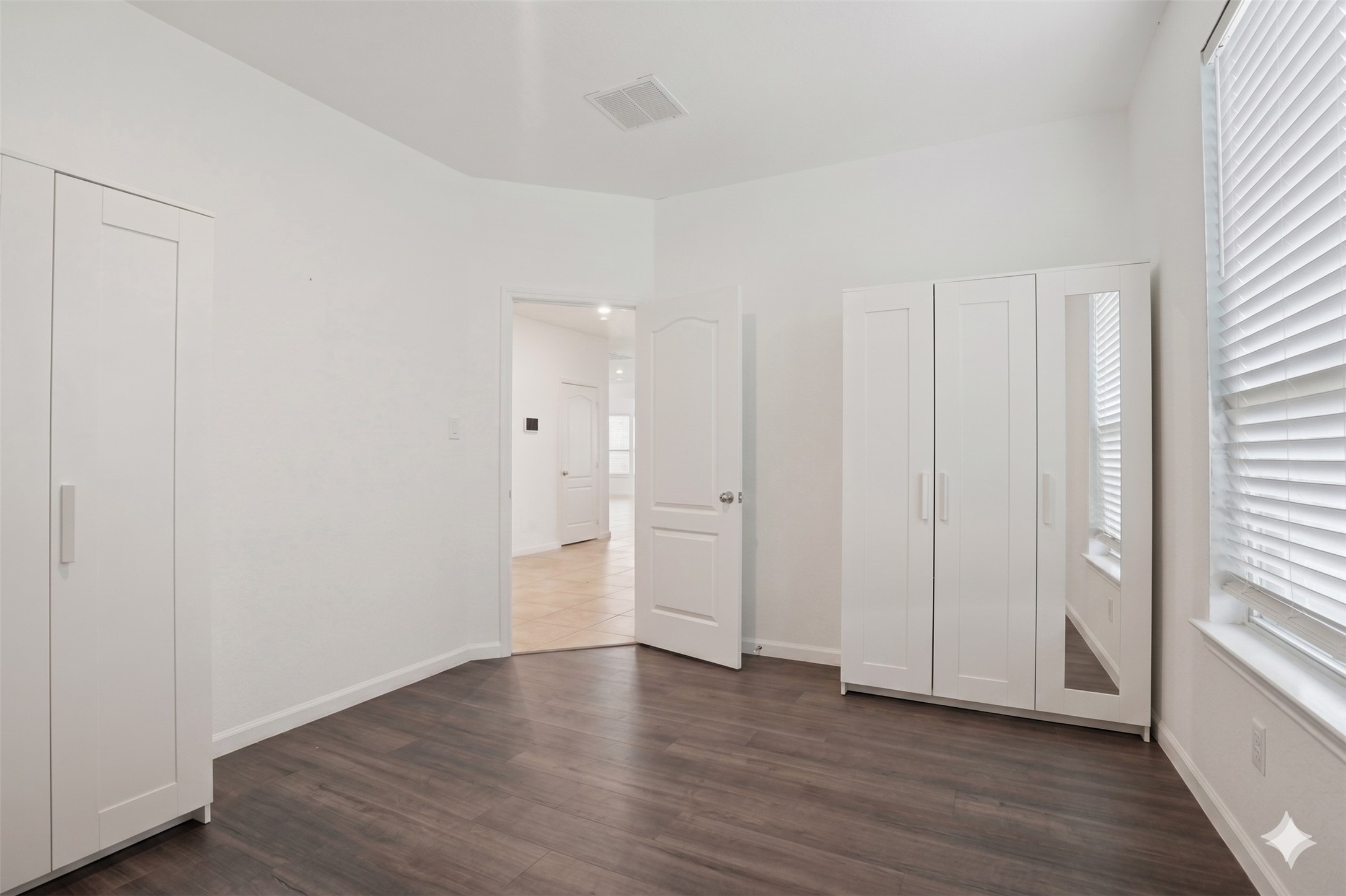 25404 Devonshire Knoll Street Property Photo 13