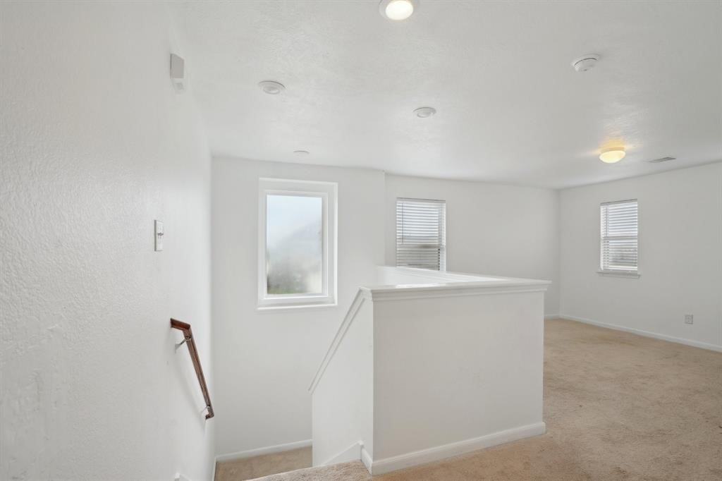 25404 Devonshire Knoll Street Property Photo 17