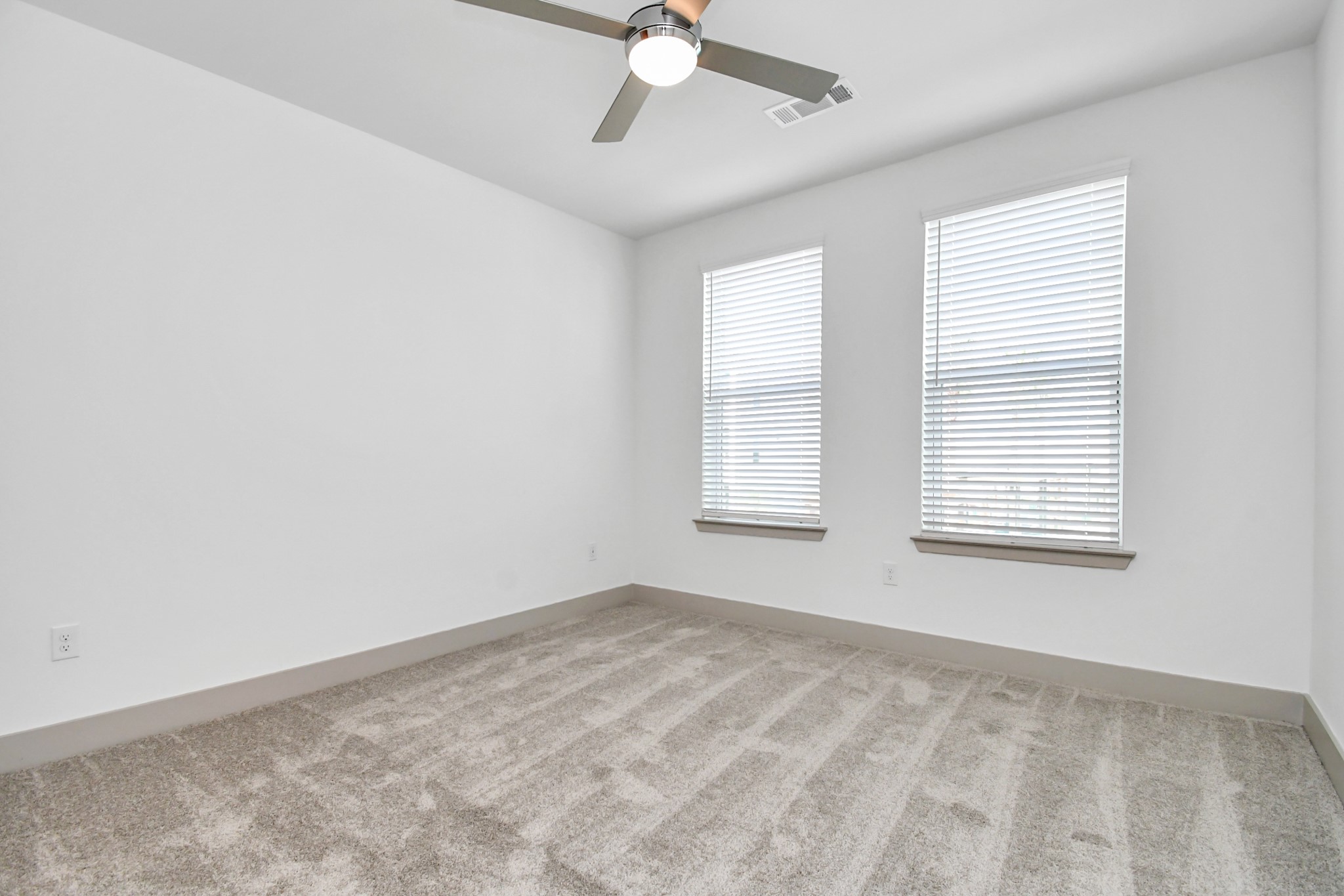 2020 Grandway Drive 11312 Property Photo 9