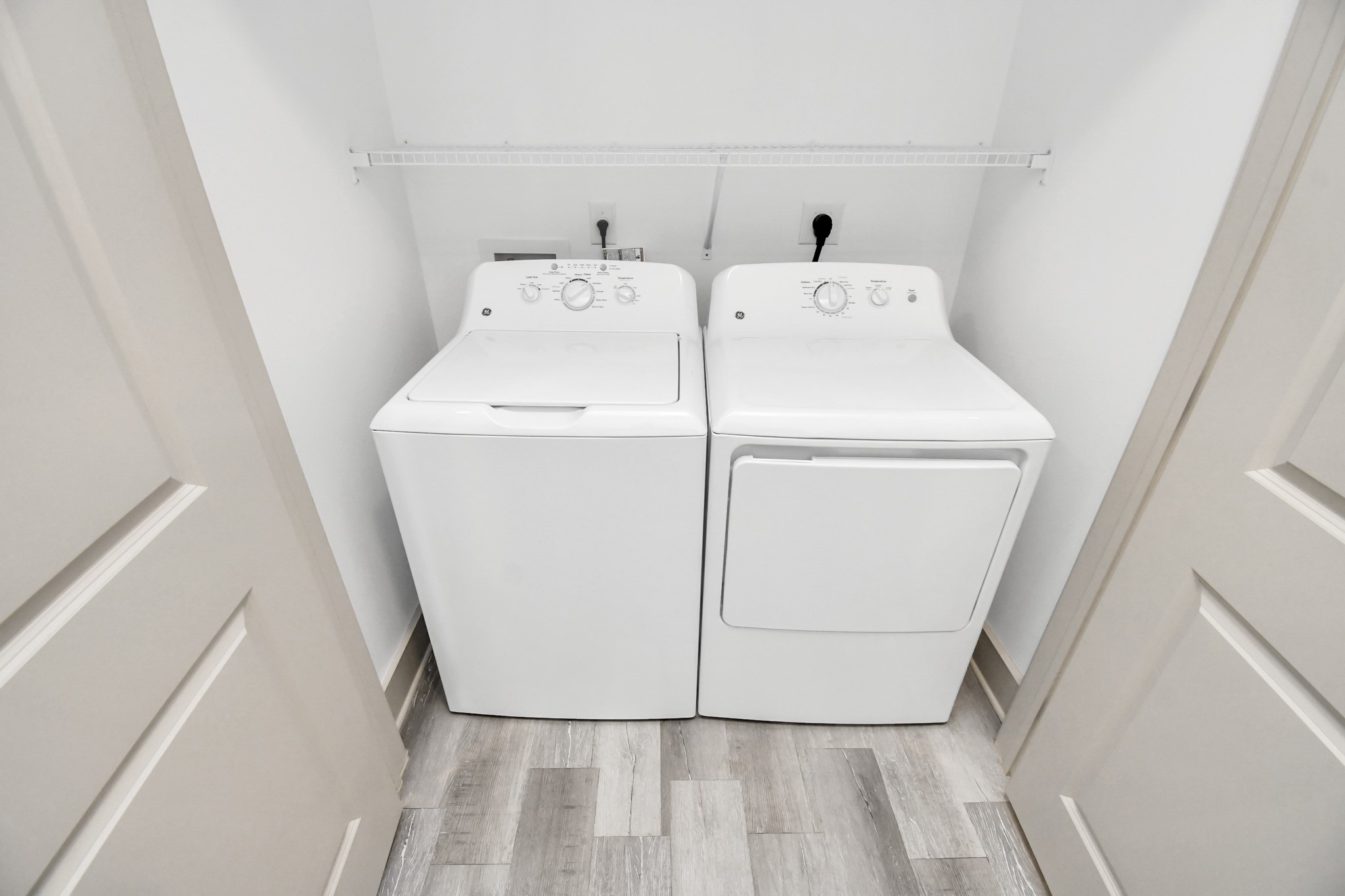 2020 Grandway Drive 11312 Property Photo 20