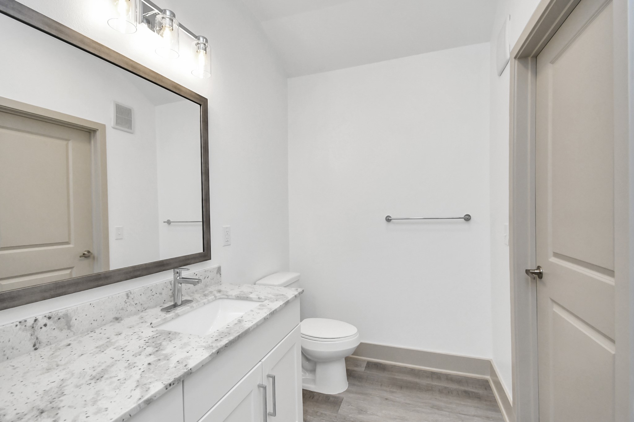 2020 Grandway Drive 11312 Property Photo 24