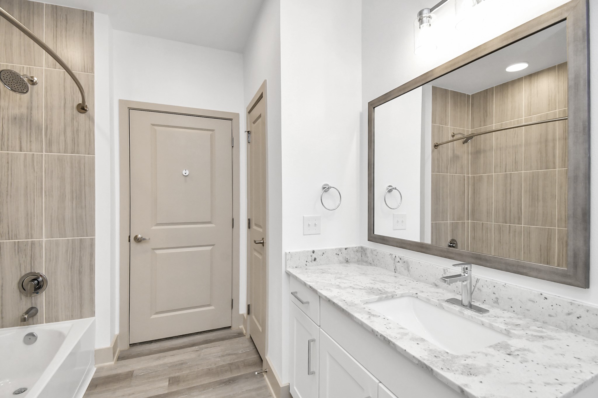 2020 Grandway Drive 11312 Property Photo 25