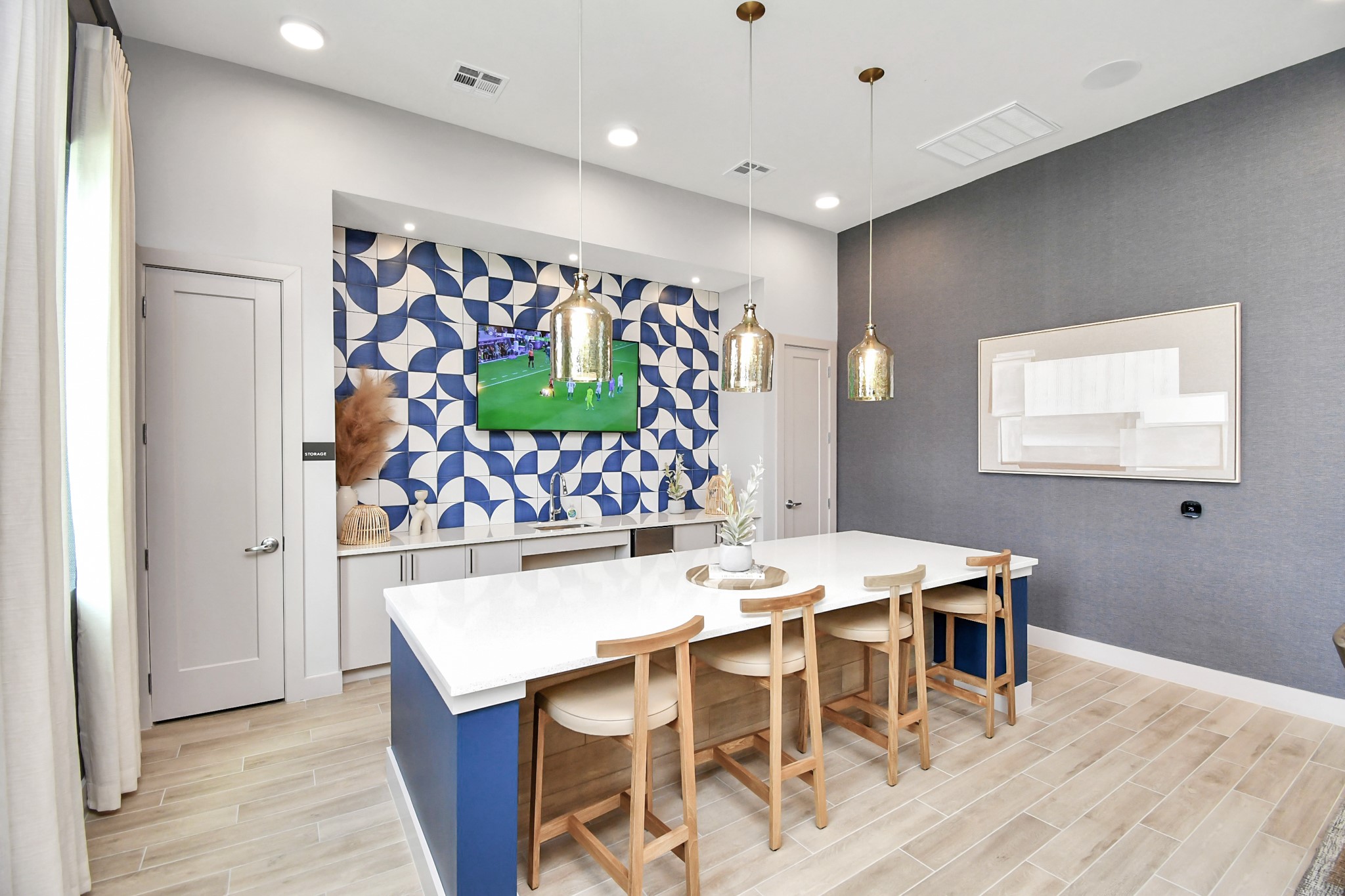 2020 Grandway Drive 11312 Property Photo 44