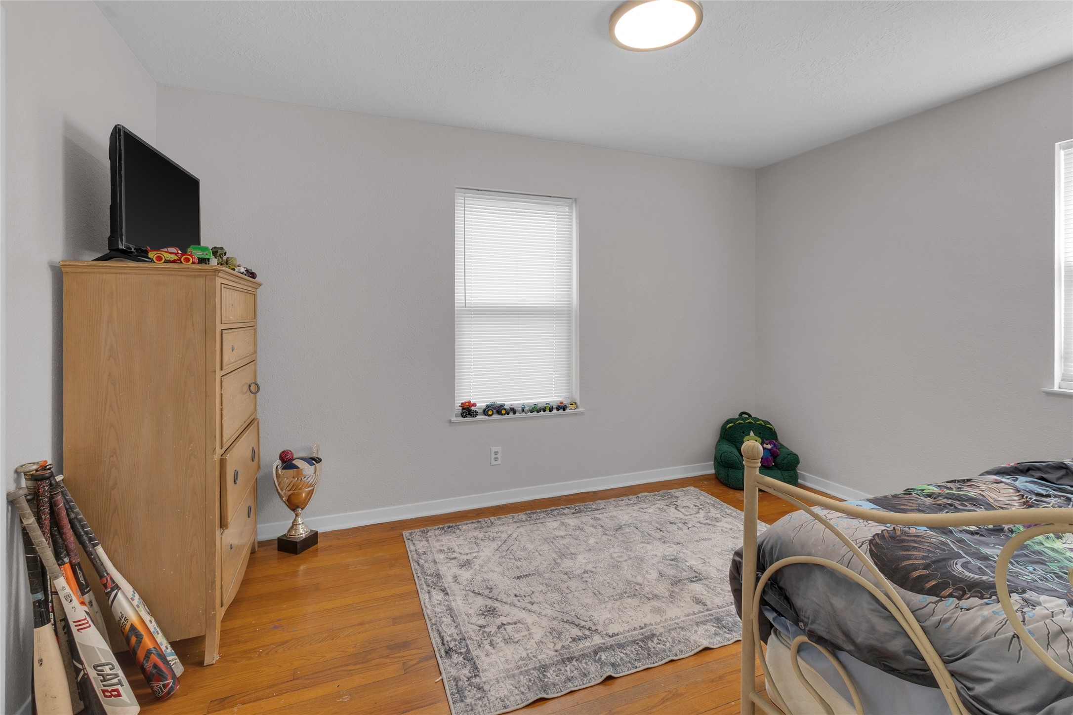 617 Catalpa Street Property Photo 14
