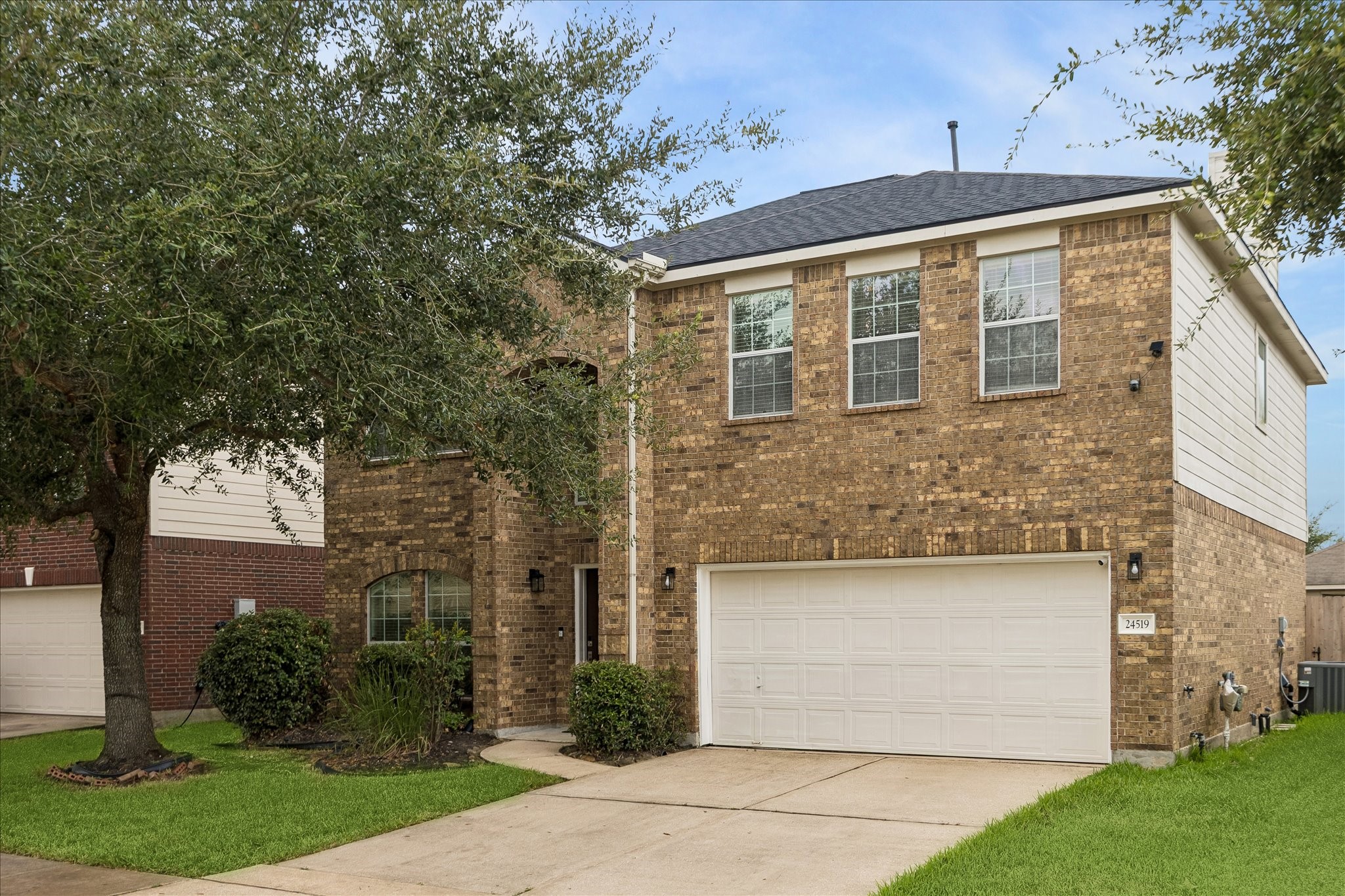 24519 Colonial Maple Drive Property Photo 1