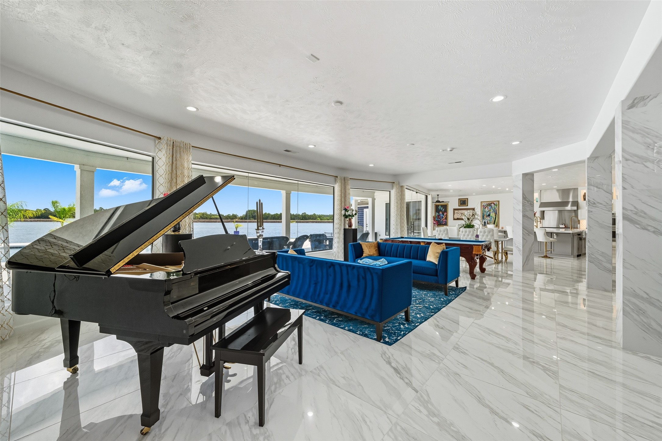 2500 Sand Shore Drive Property Photo 12