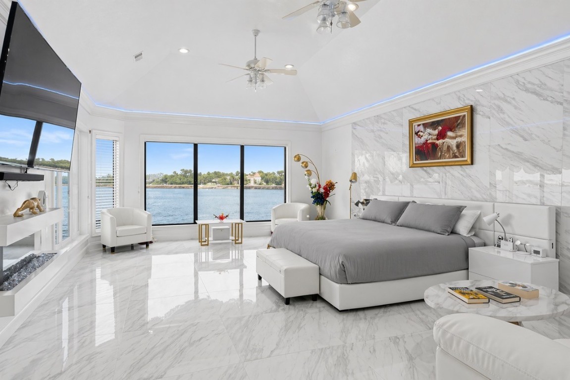 2500 Sand Shore Drive Property Photo 32