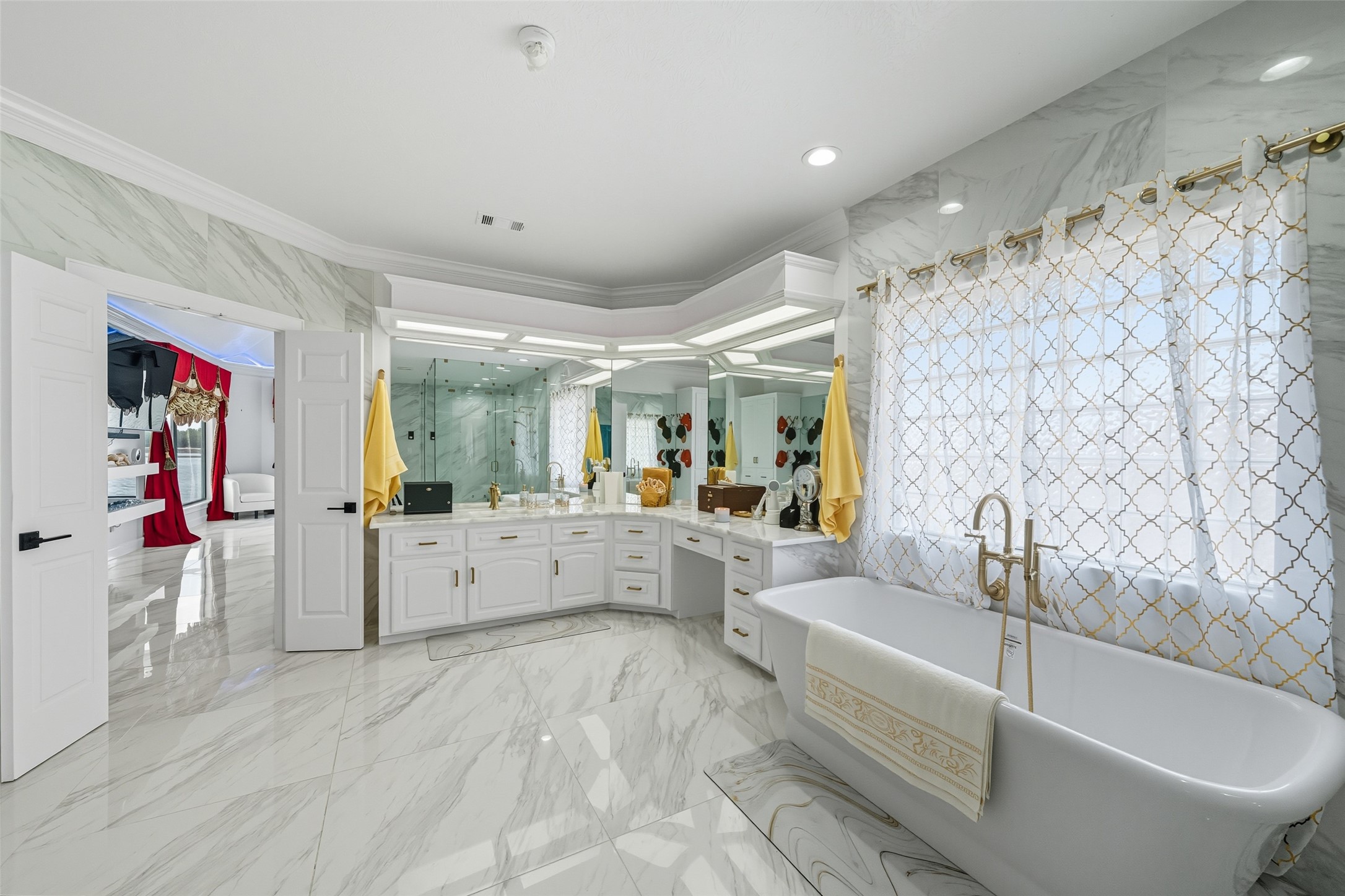 2500 Sand Shore Drive Property Photo 37