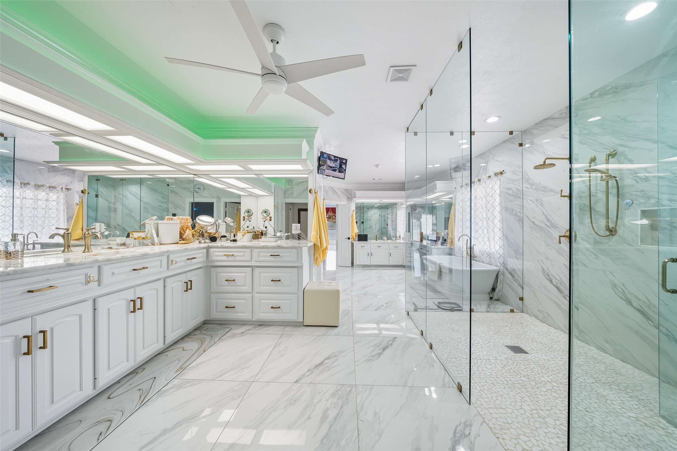 2500 Sand Shore Drive Property Photo 38