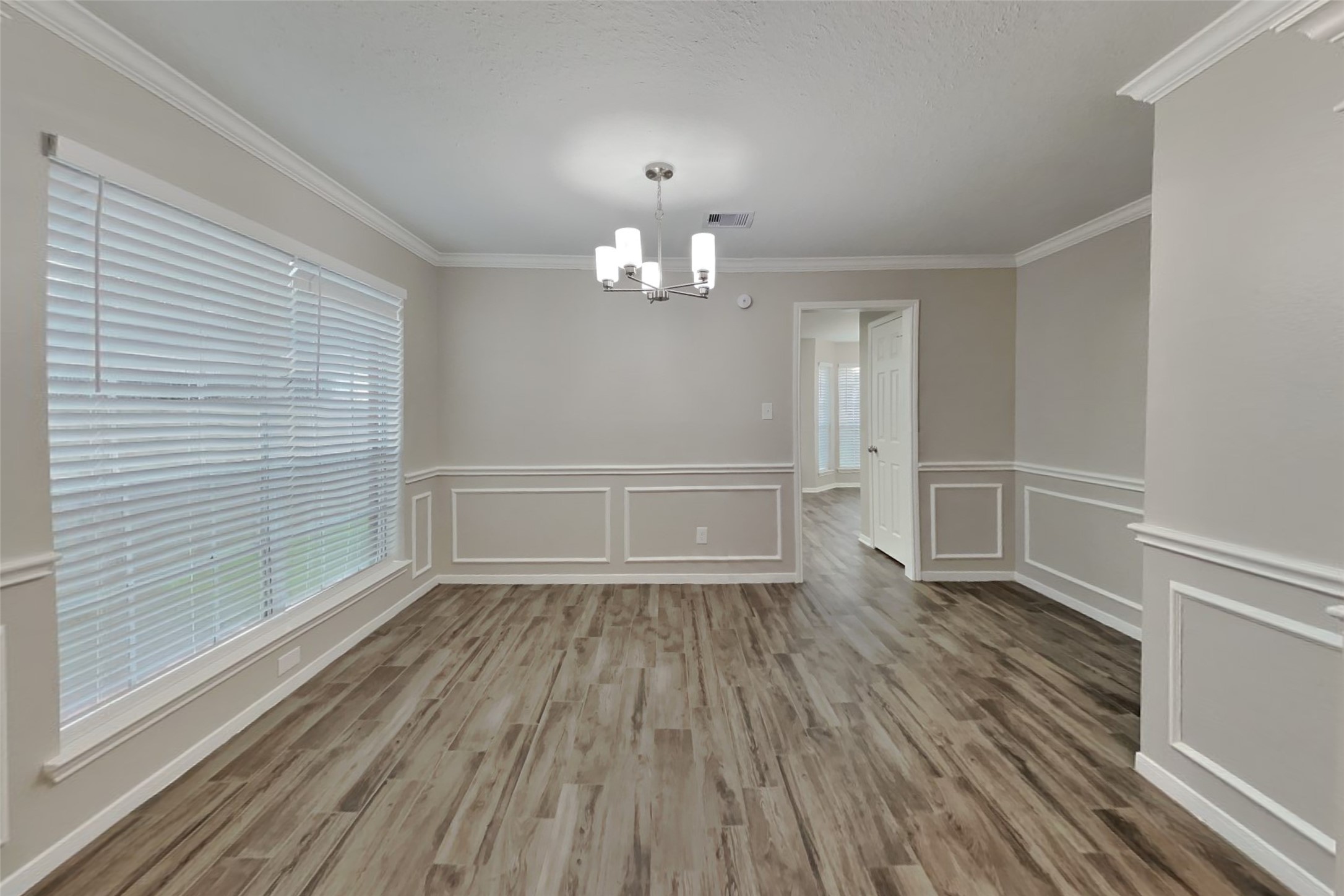 24810 Butterwick Drive Property Photo 6