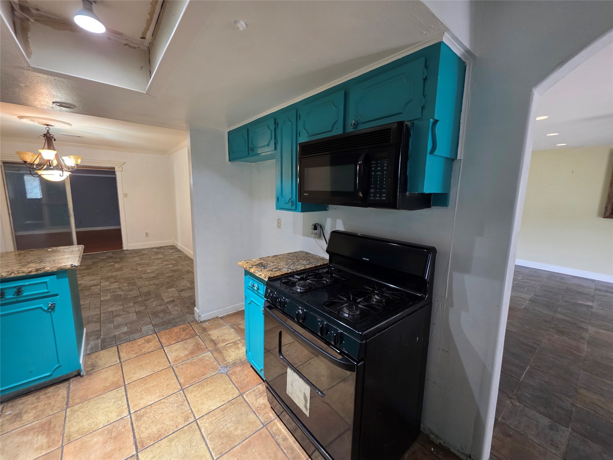 12123 Steeple Lane Property Photo 5