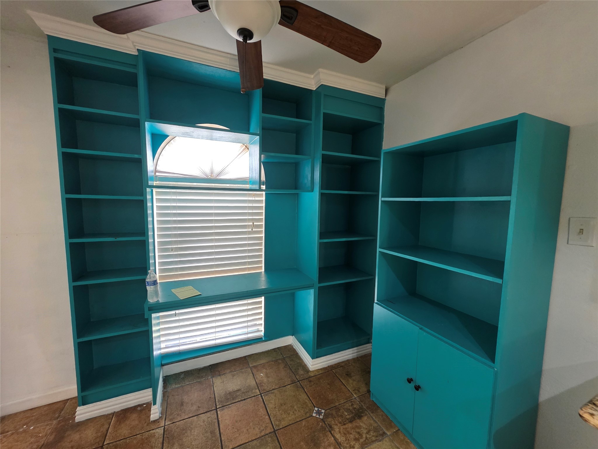 12123 Steeple Lane Property Photo 6