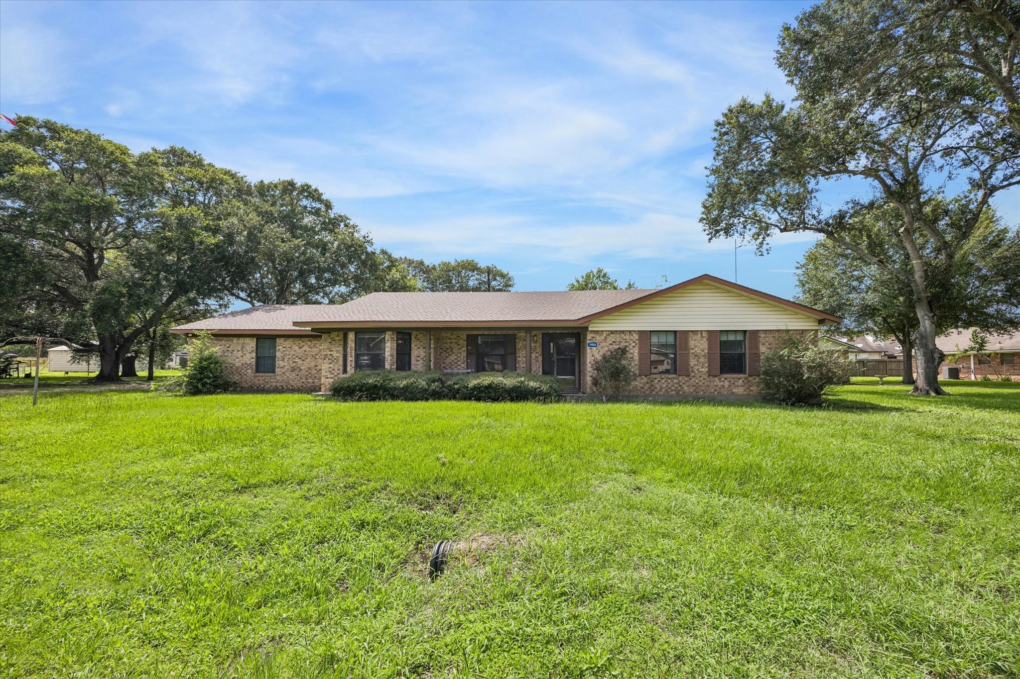 7605 Becky Lane Property Photo 1