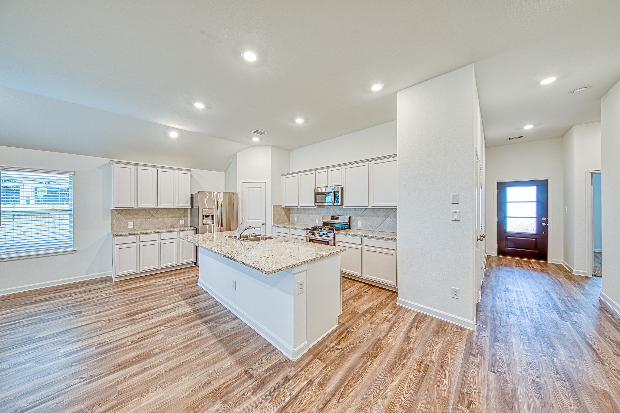 3031 Azalea Point Property Photo 9