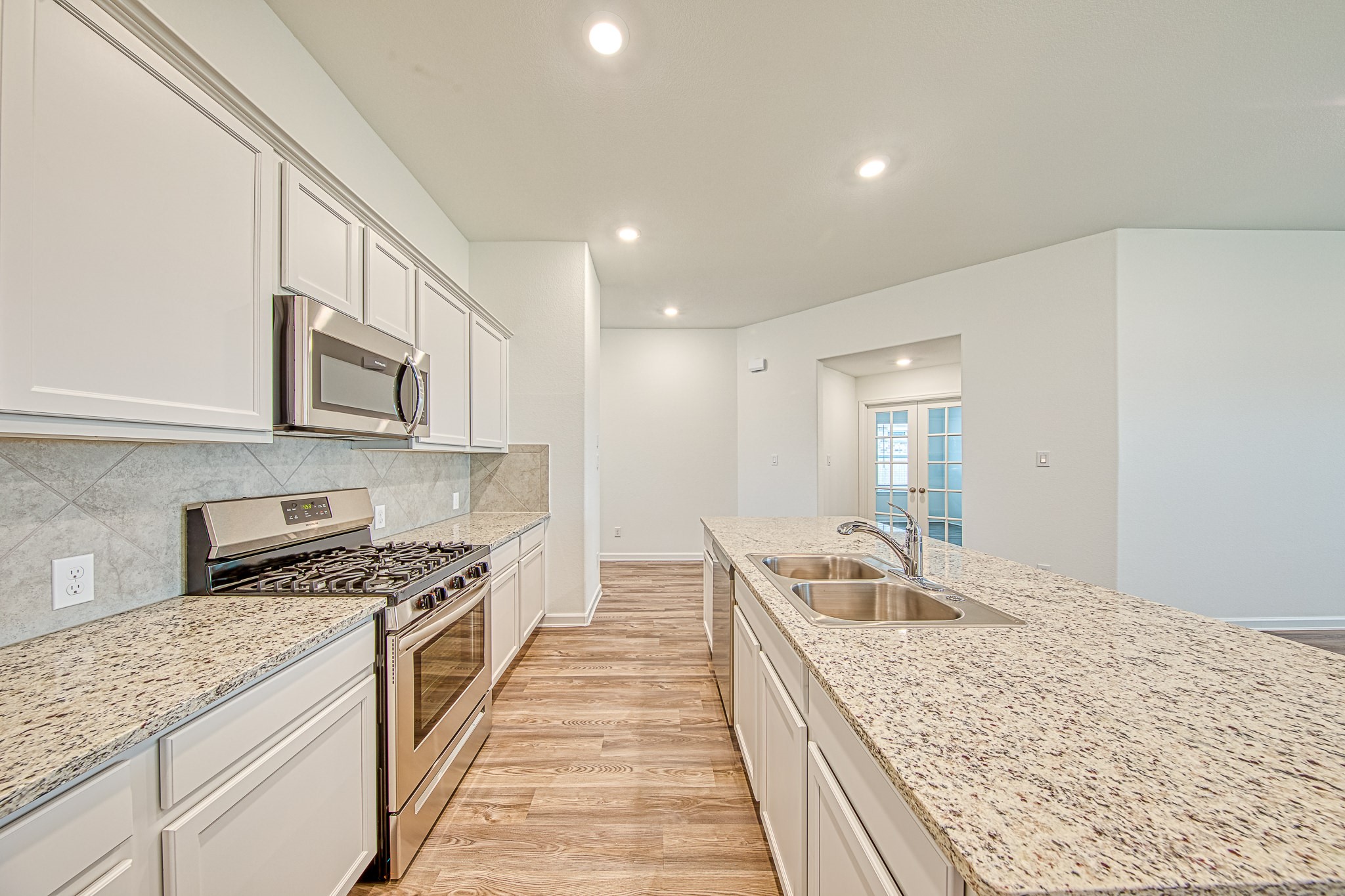 3031 Azalea Point Property Photo 13