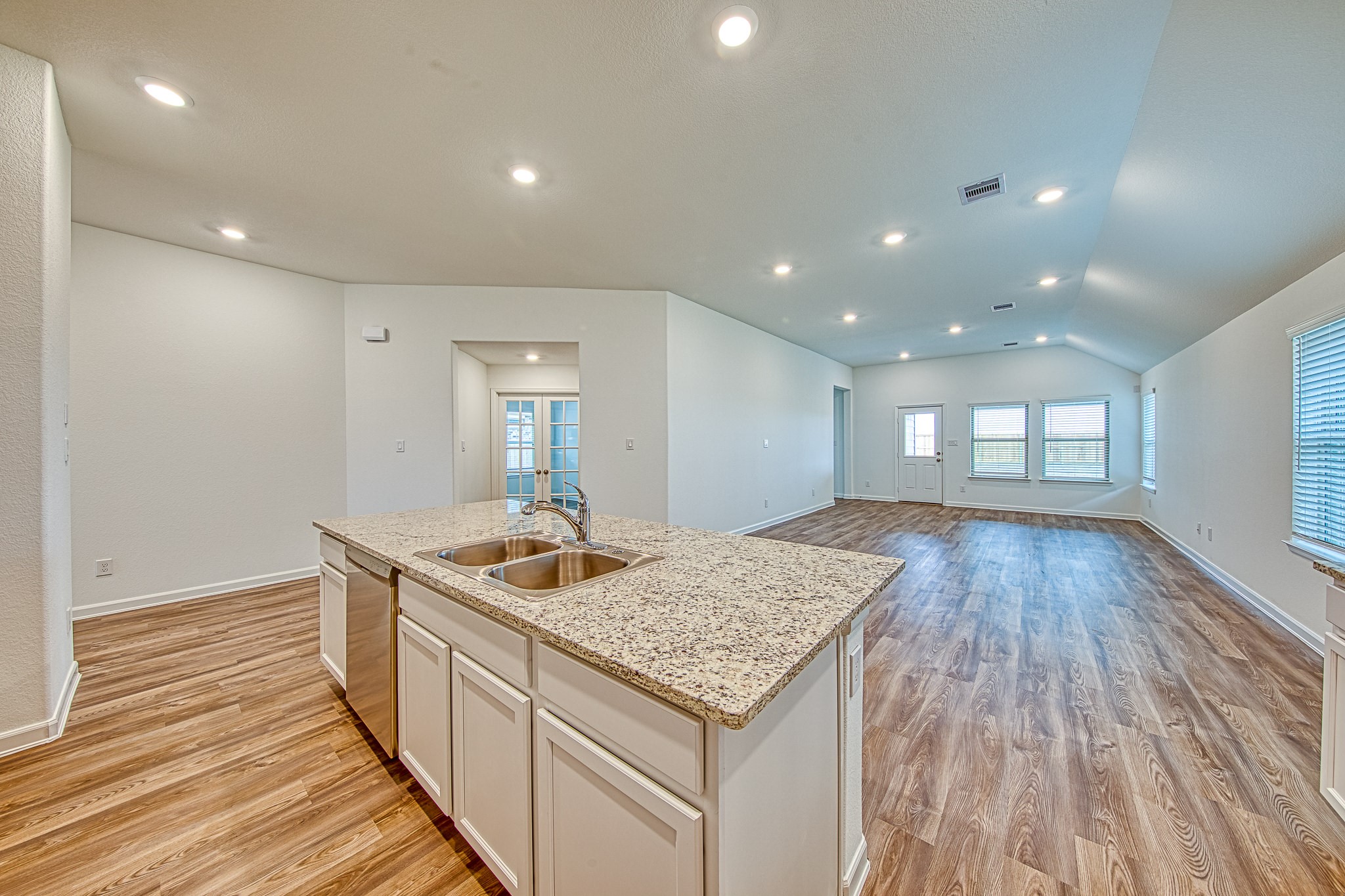 3031 Azalea Point Property Photo 14