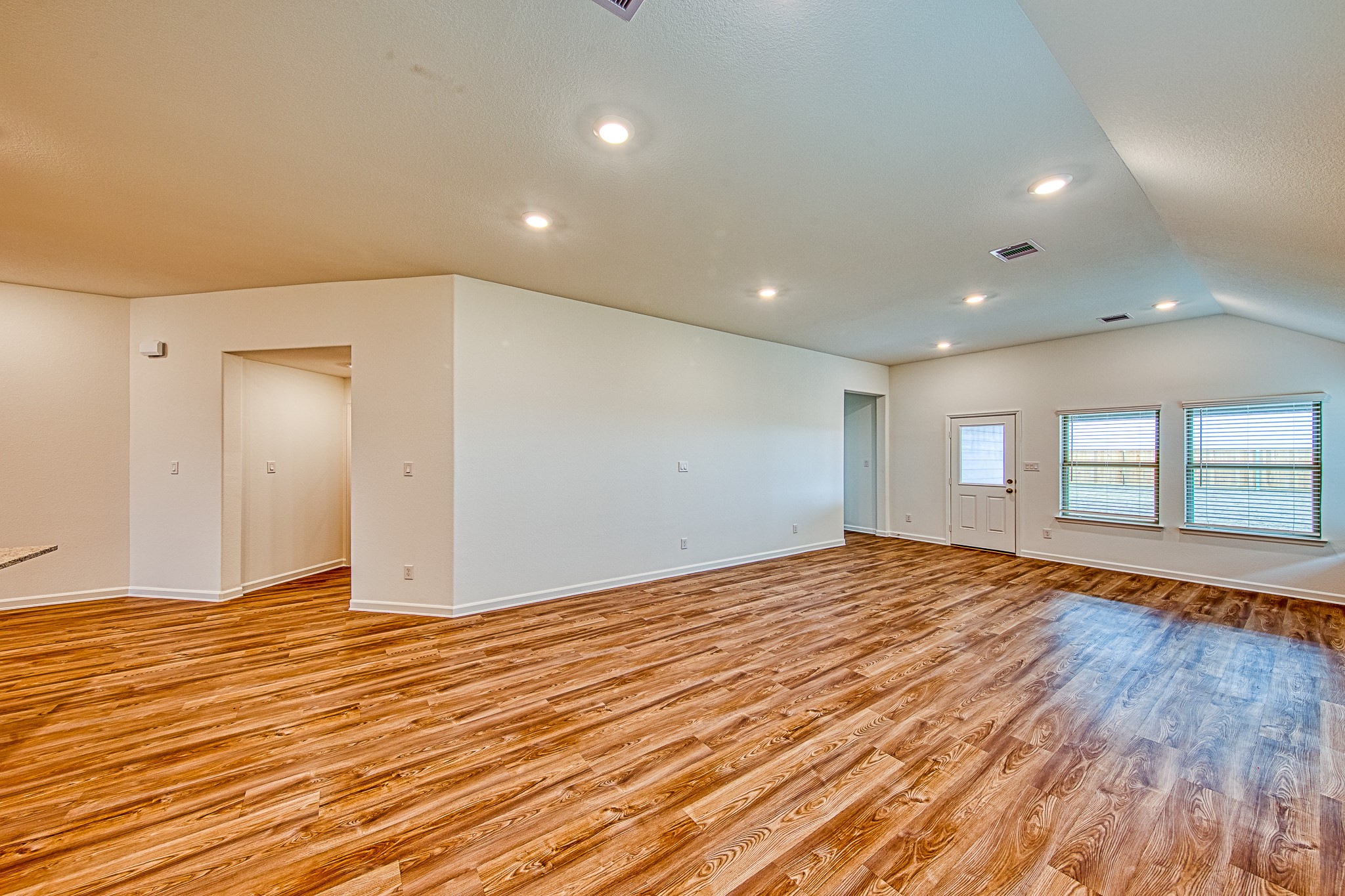 3031 Azalea Point Property Photo 15