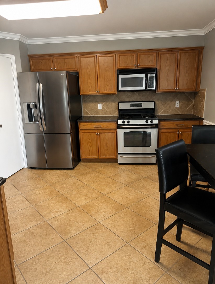 4223 Bluestem Street Property Photo 6