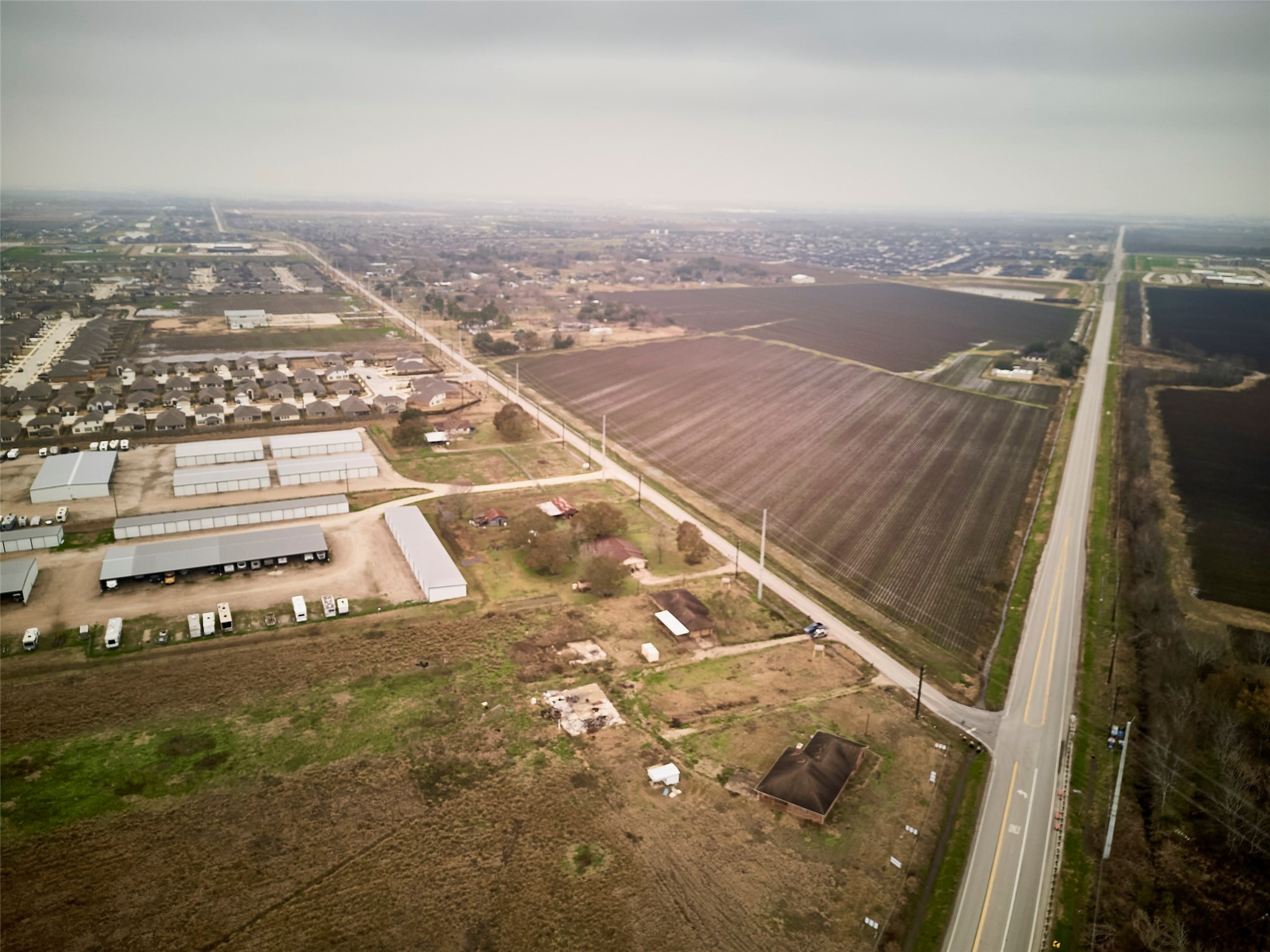 8310 Power Line Road Property Photo 5