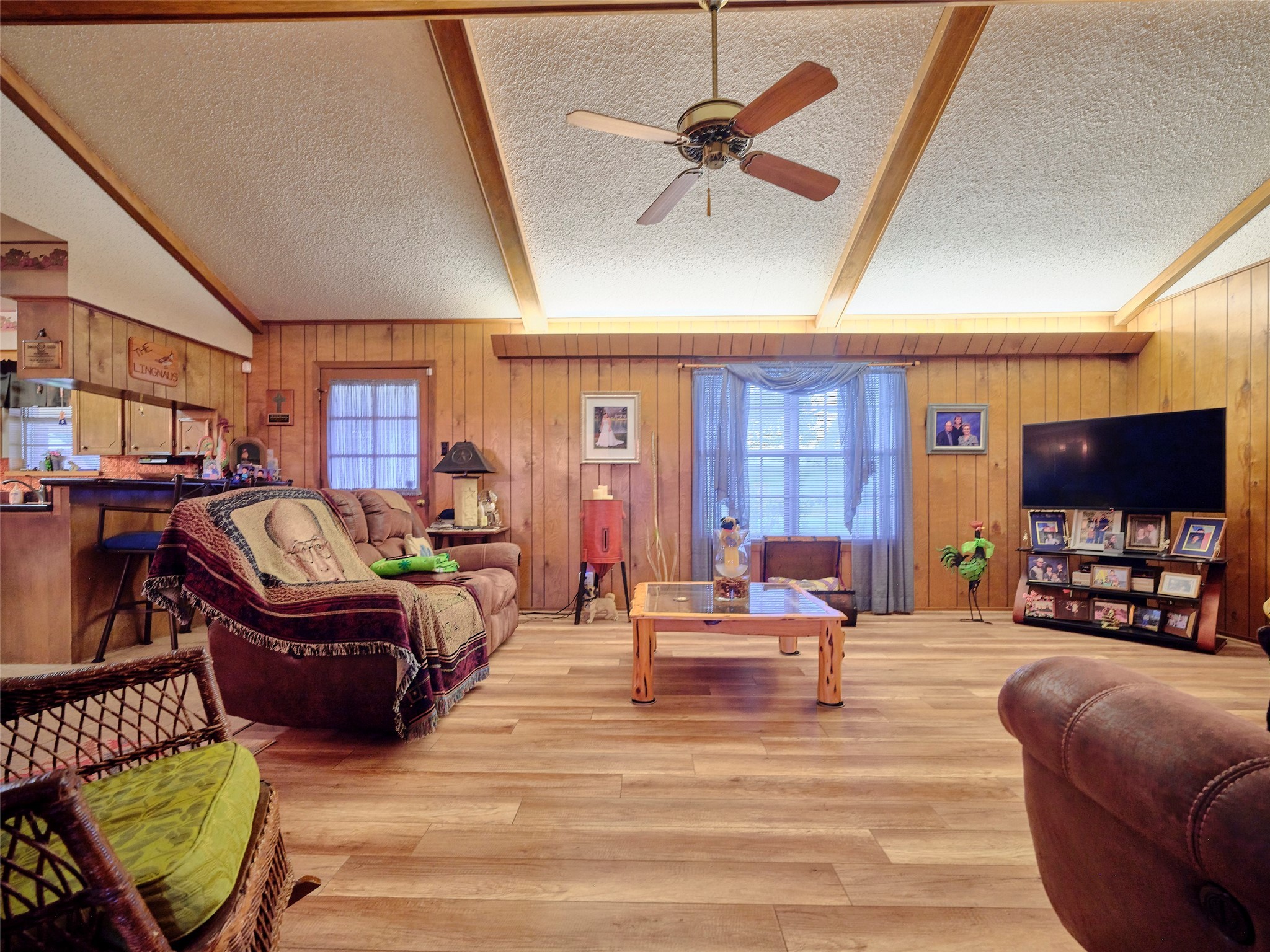 8310 Power Line Road Property Photo 15