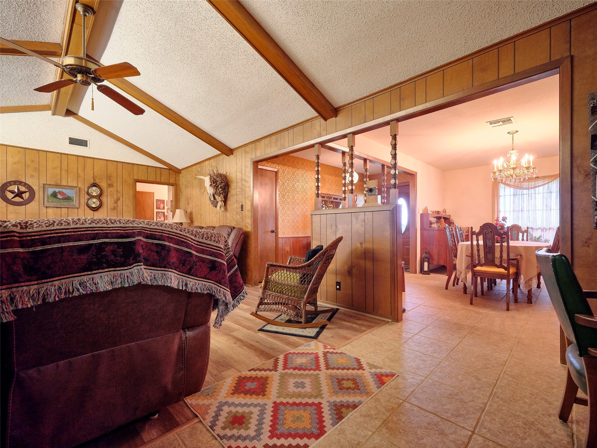 8310 Power Line Road Property Photo 17