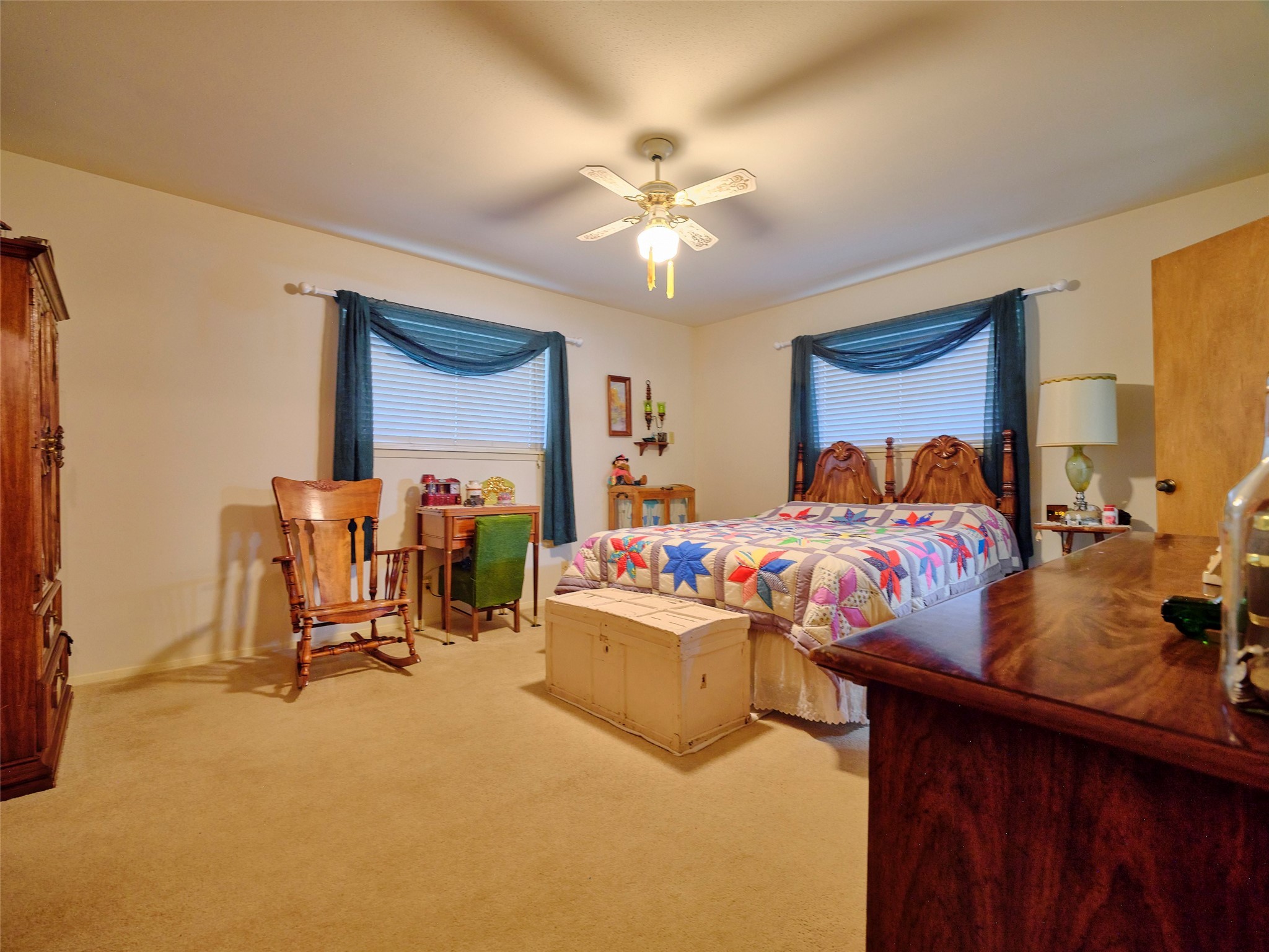 8310 Power Line Road Property Photo 26