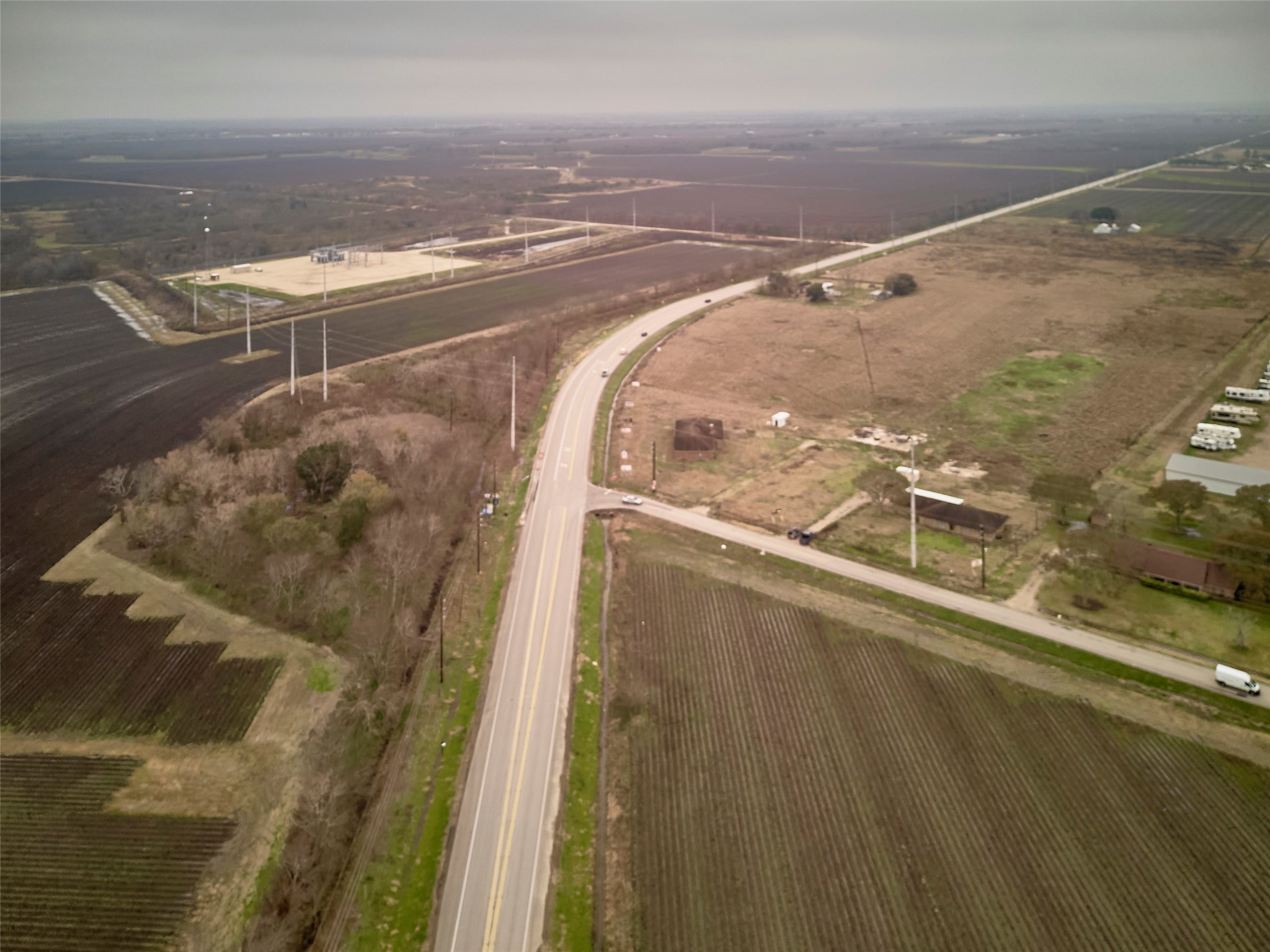8310 Power Line Road Property Photo 37