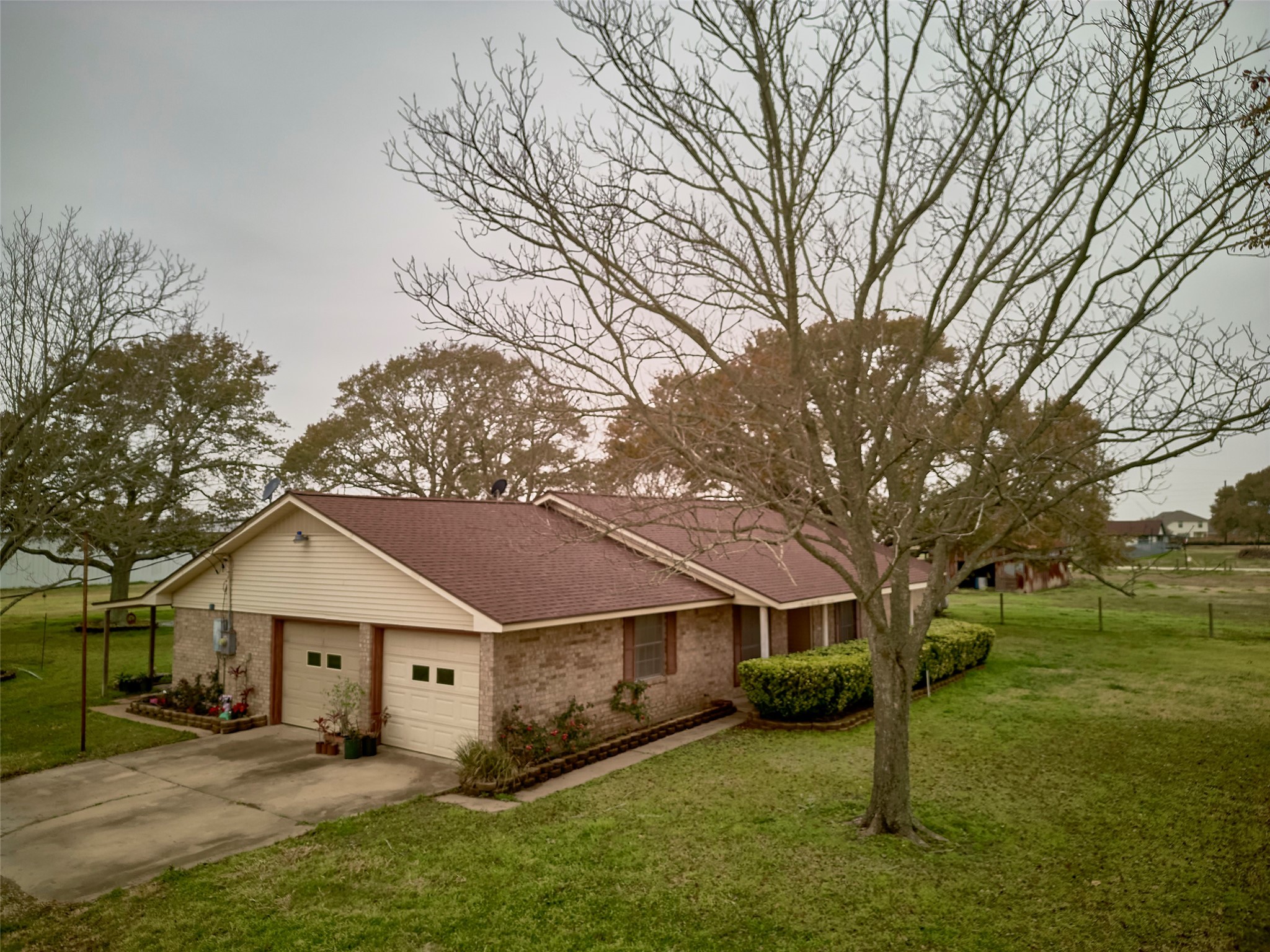 8310 Power Line Road Property Photo 40