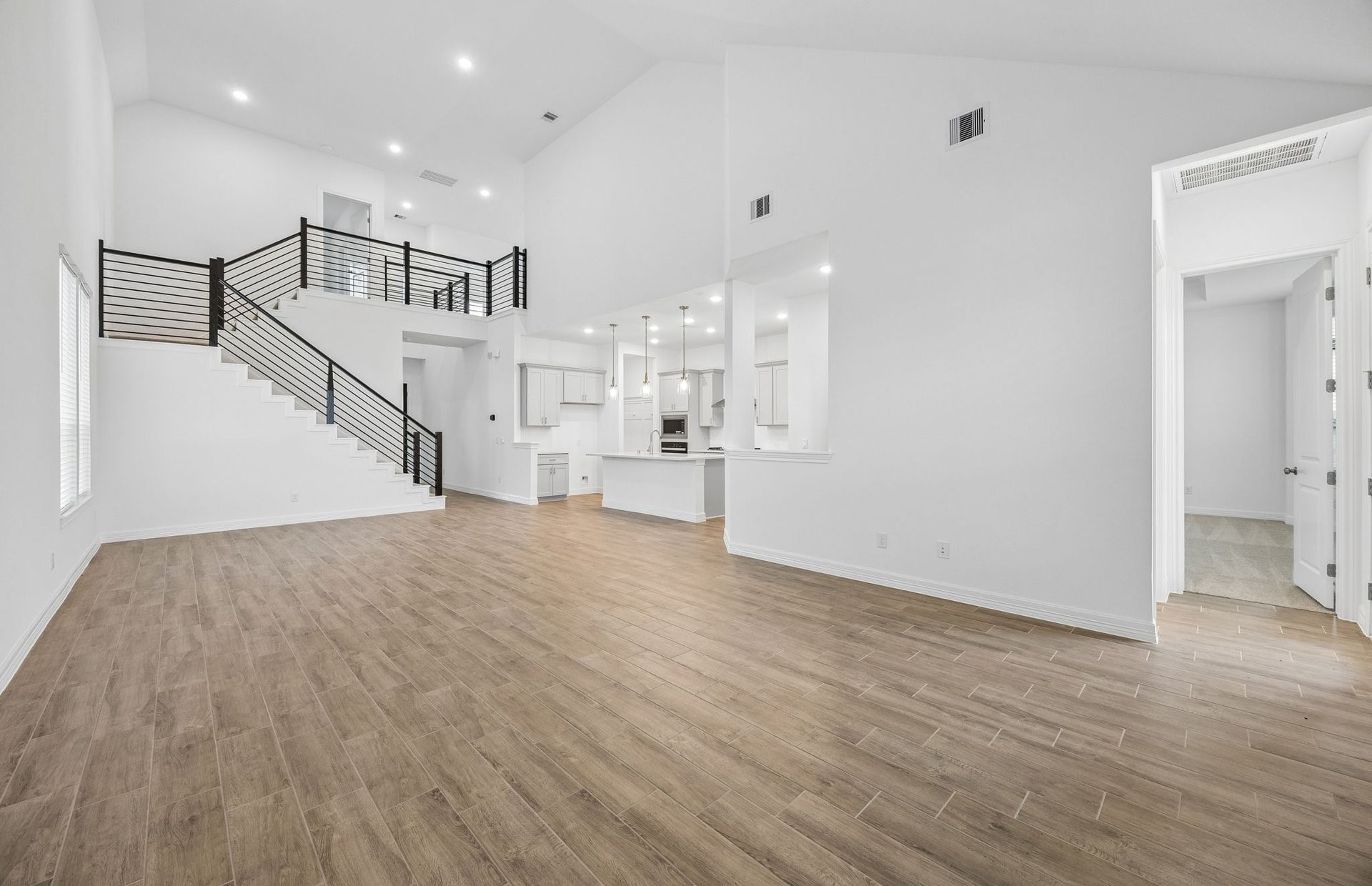 13805 Ballast Green Drive Property Photo 8