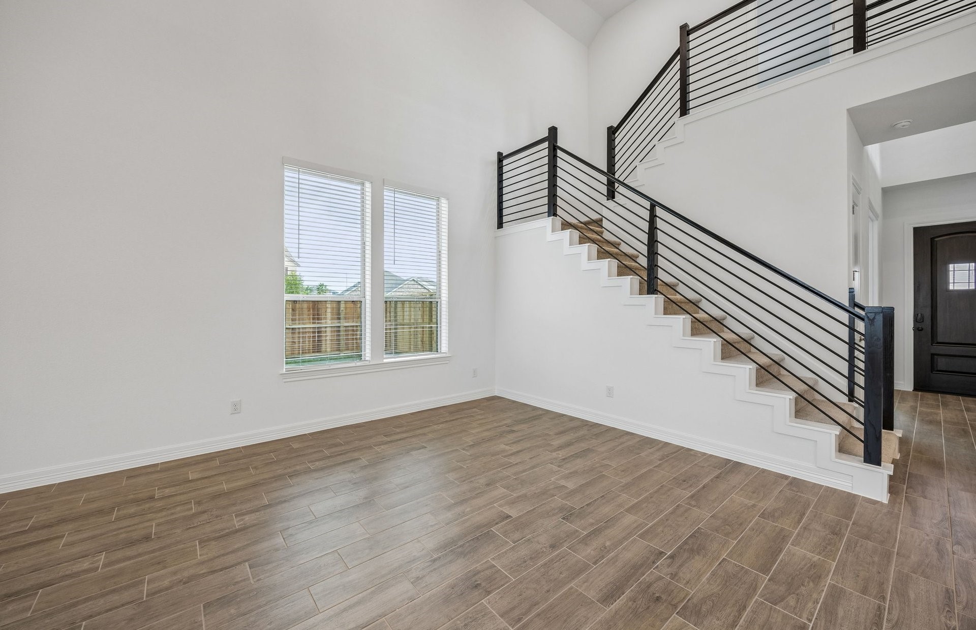 13805 Ballast Green Drive Property Photo 10
