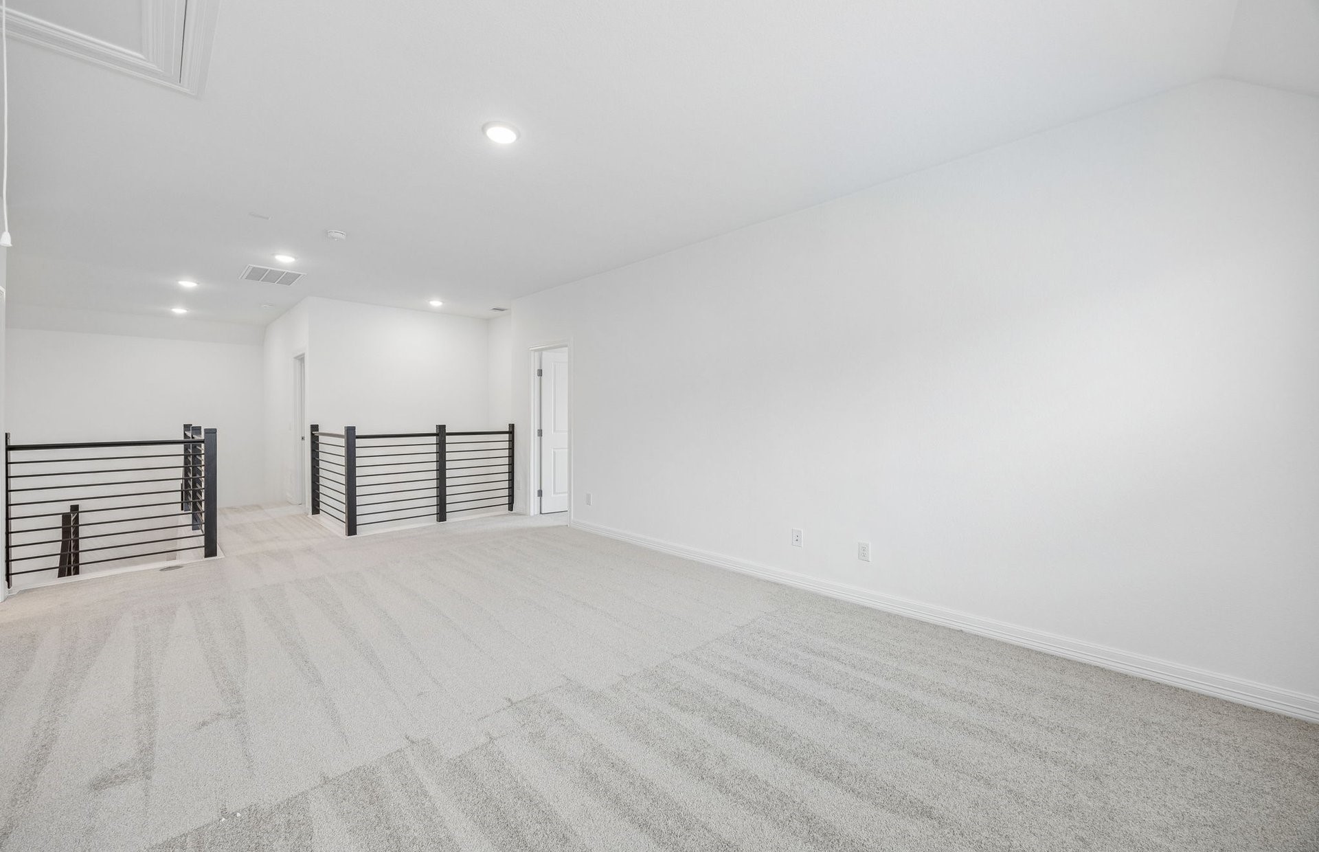 13805 Ballast Green Drive Property Photo 23