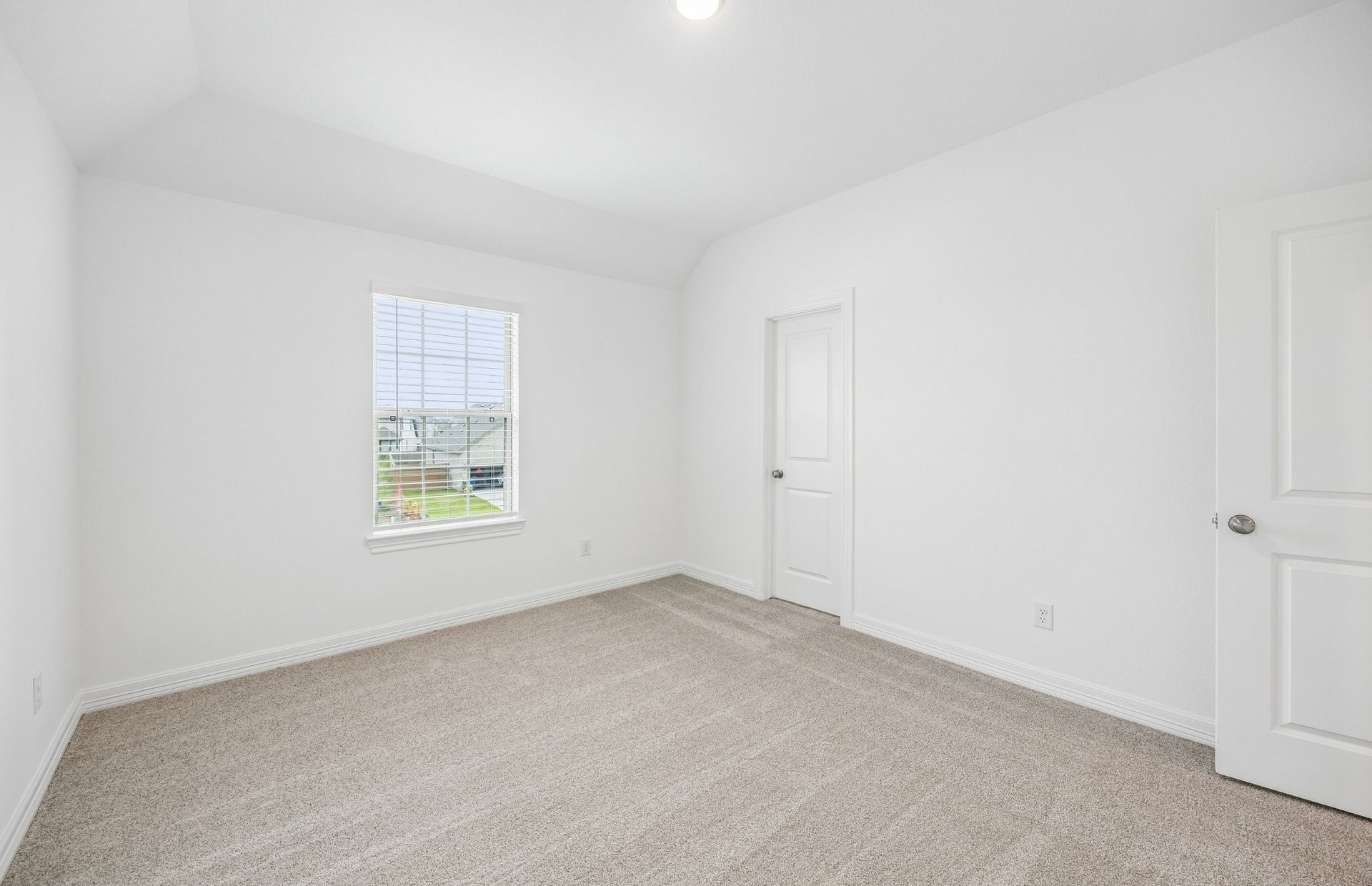 13805 Ballast Green Drive Property Photo 25