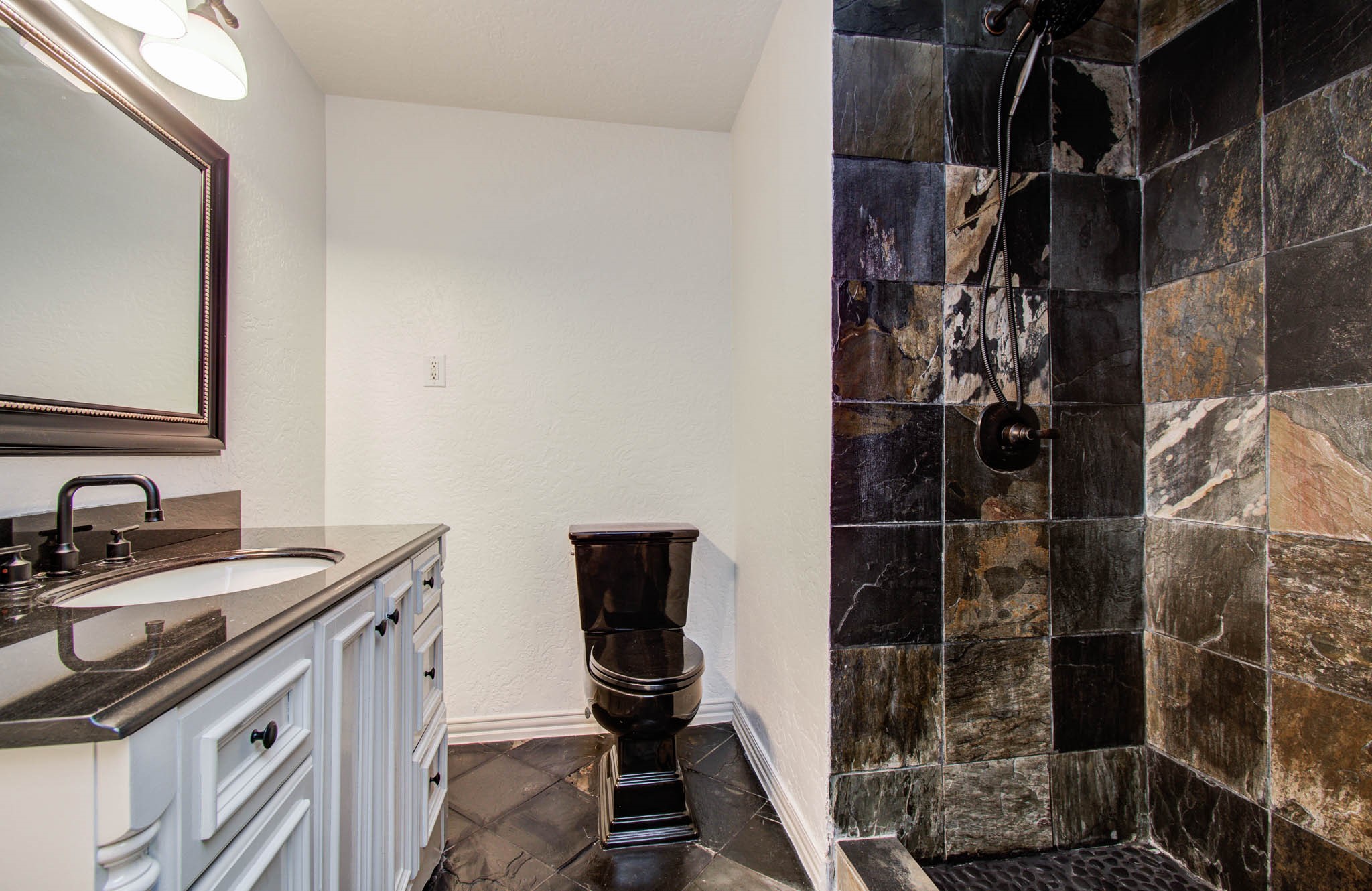 14507 Louetta Road Property Photo 8