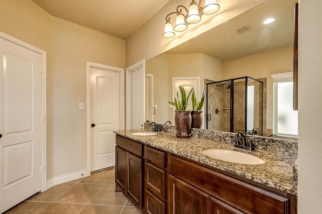 27107 Naples Run Lane Property Photo 18