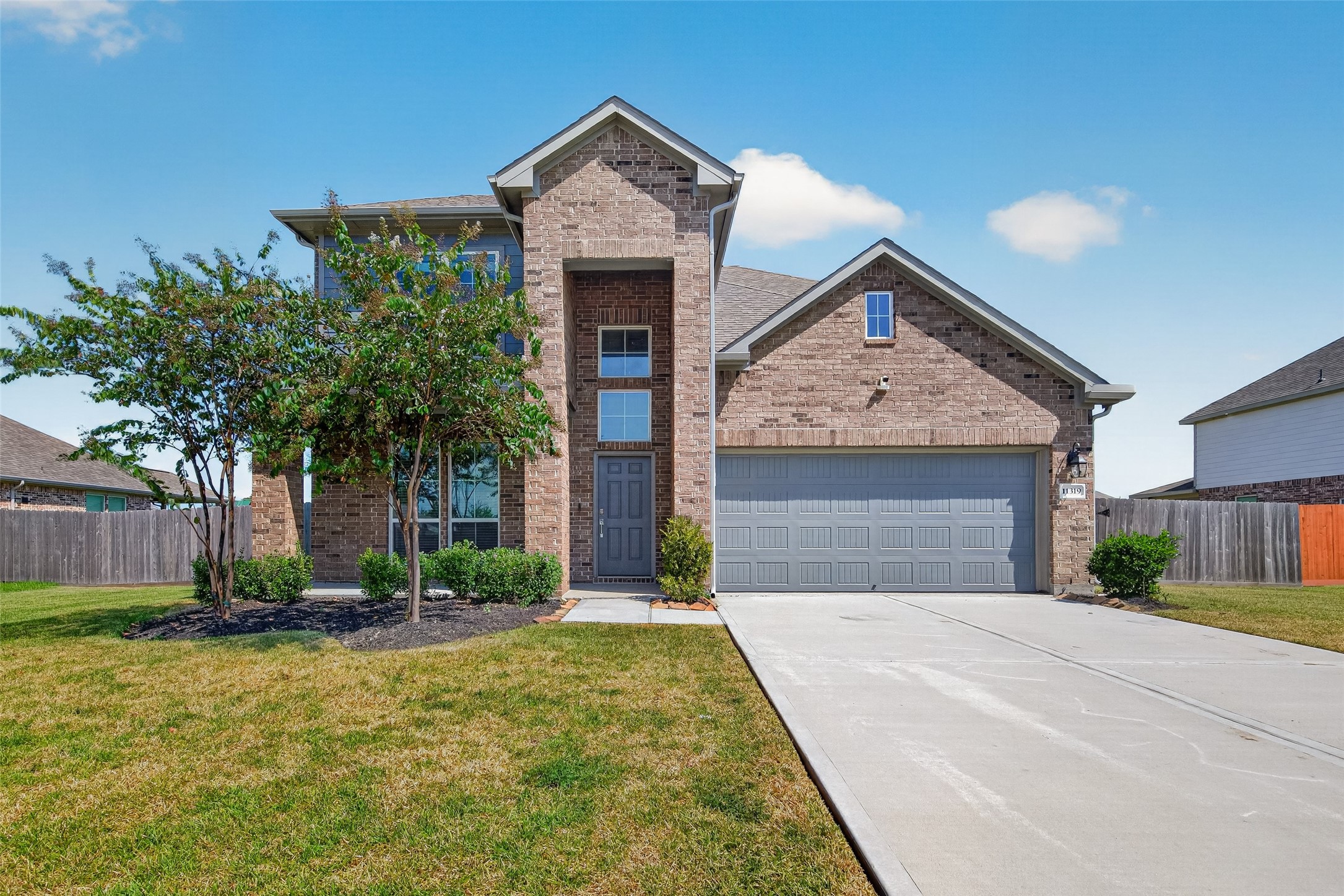 11319 Youngquist Drive Property Photo 1