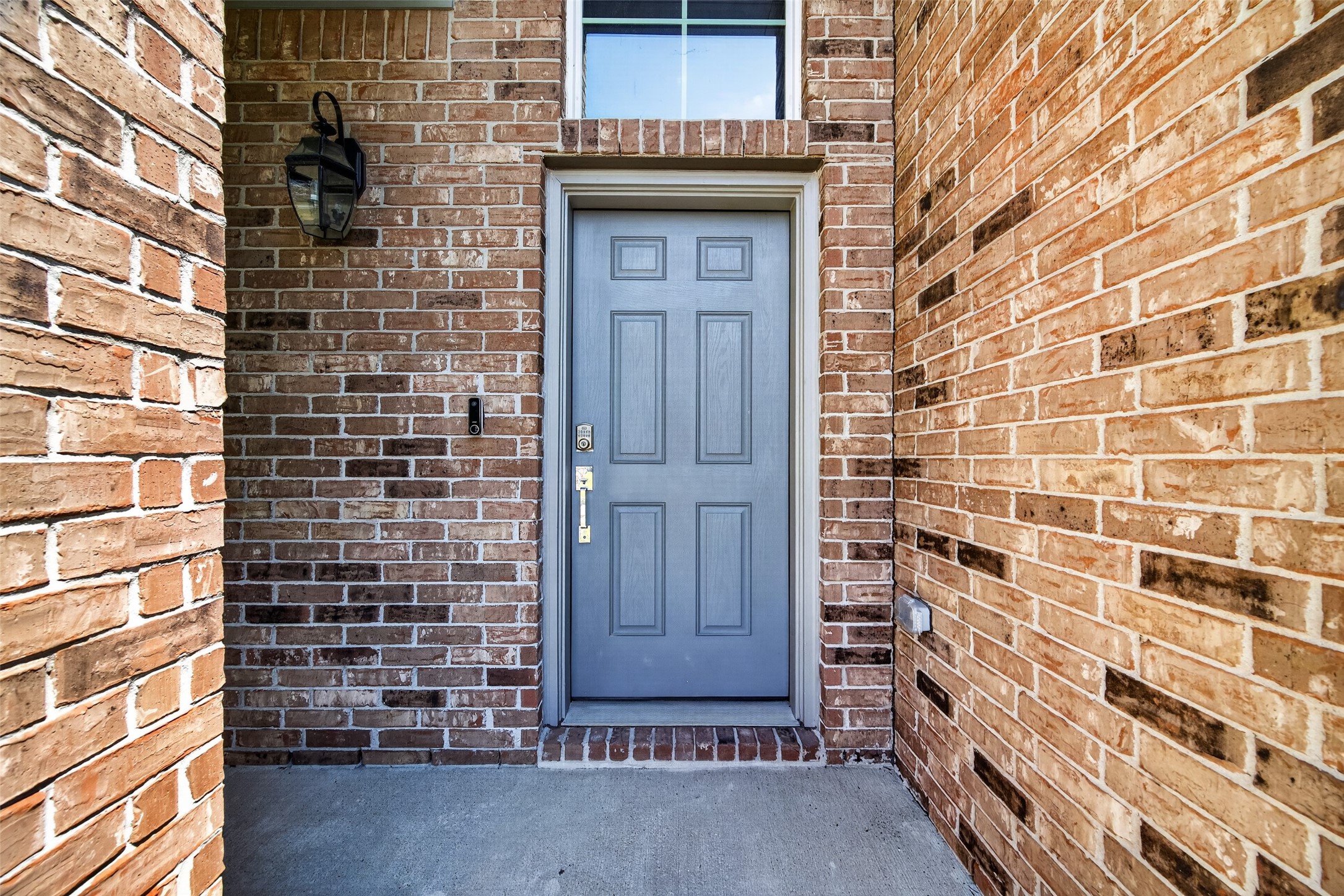 11319 Youngquist Drive Property Photo 4