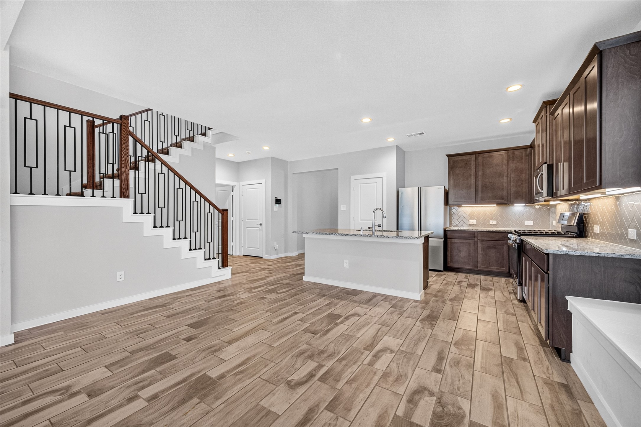 11319 Youngquist Drive Property Photo 16