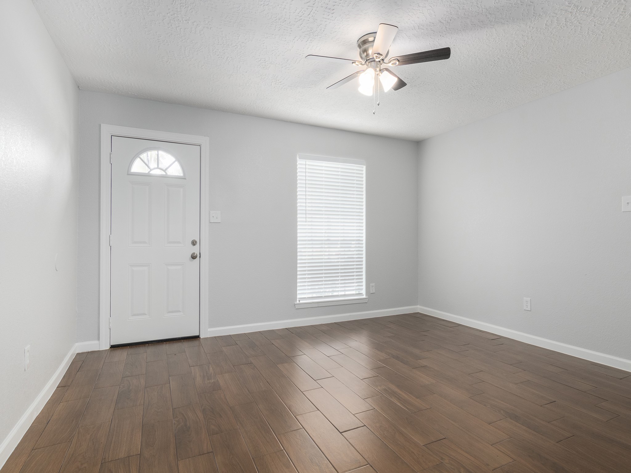 16807 Tibet Road Property Photo 2