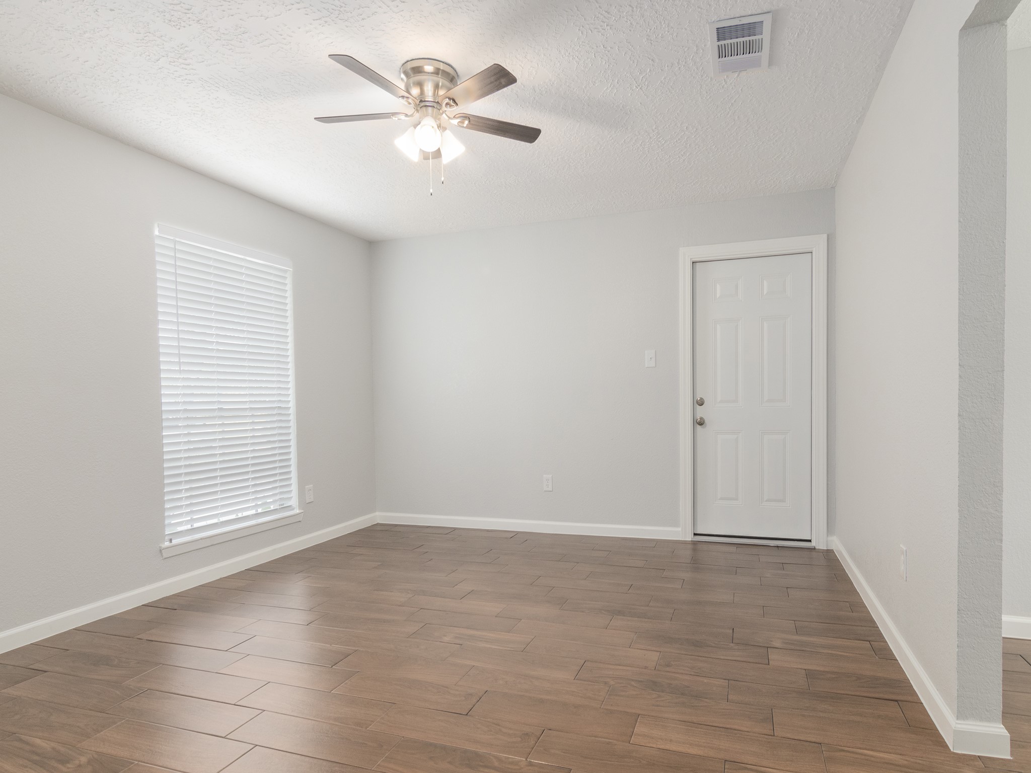 16807 Tibet Road Property Photo 4