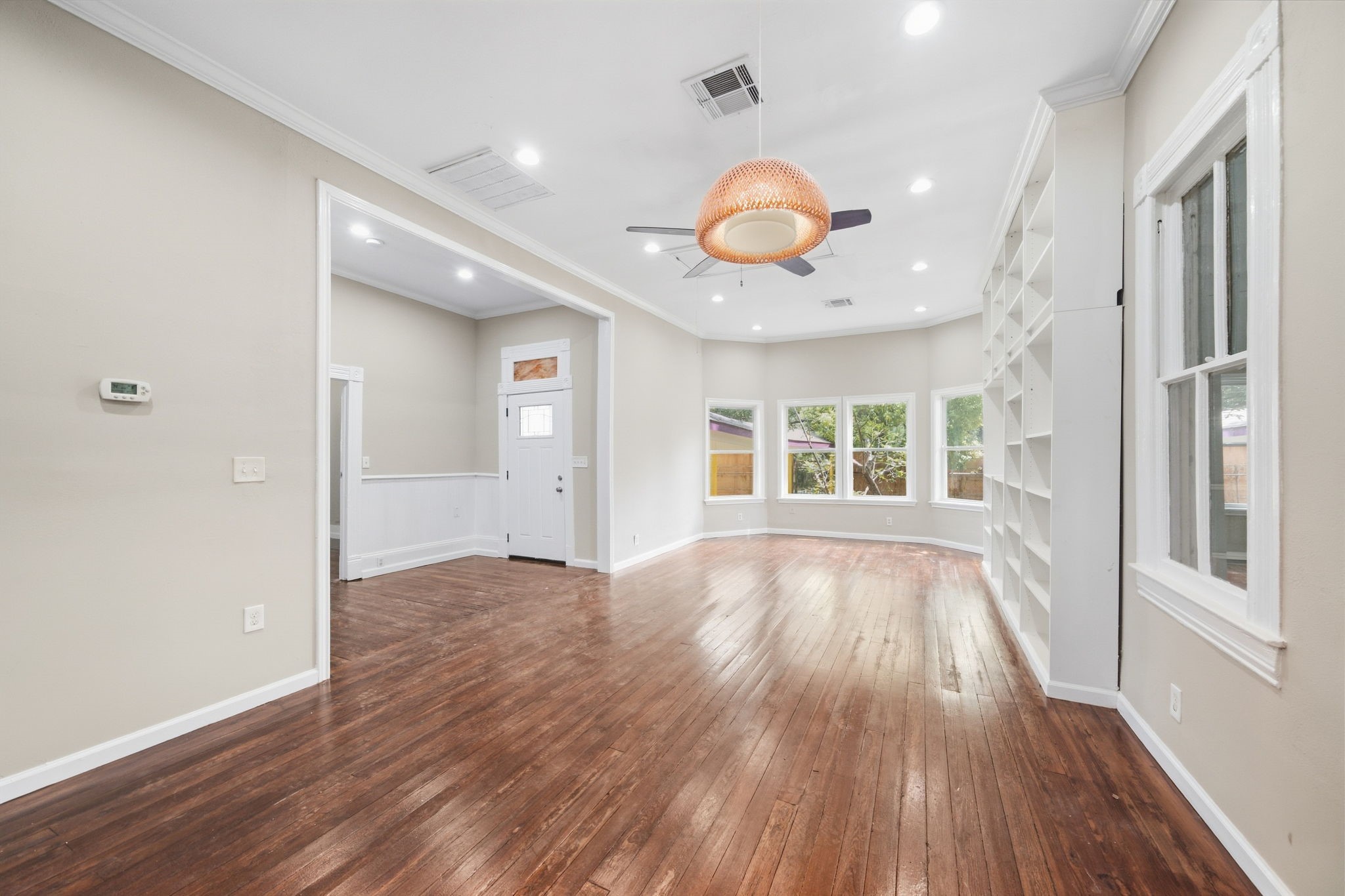 9919 Tebo Street Property Photo 6