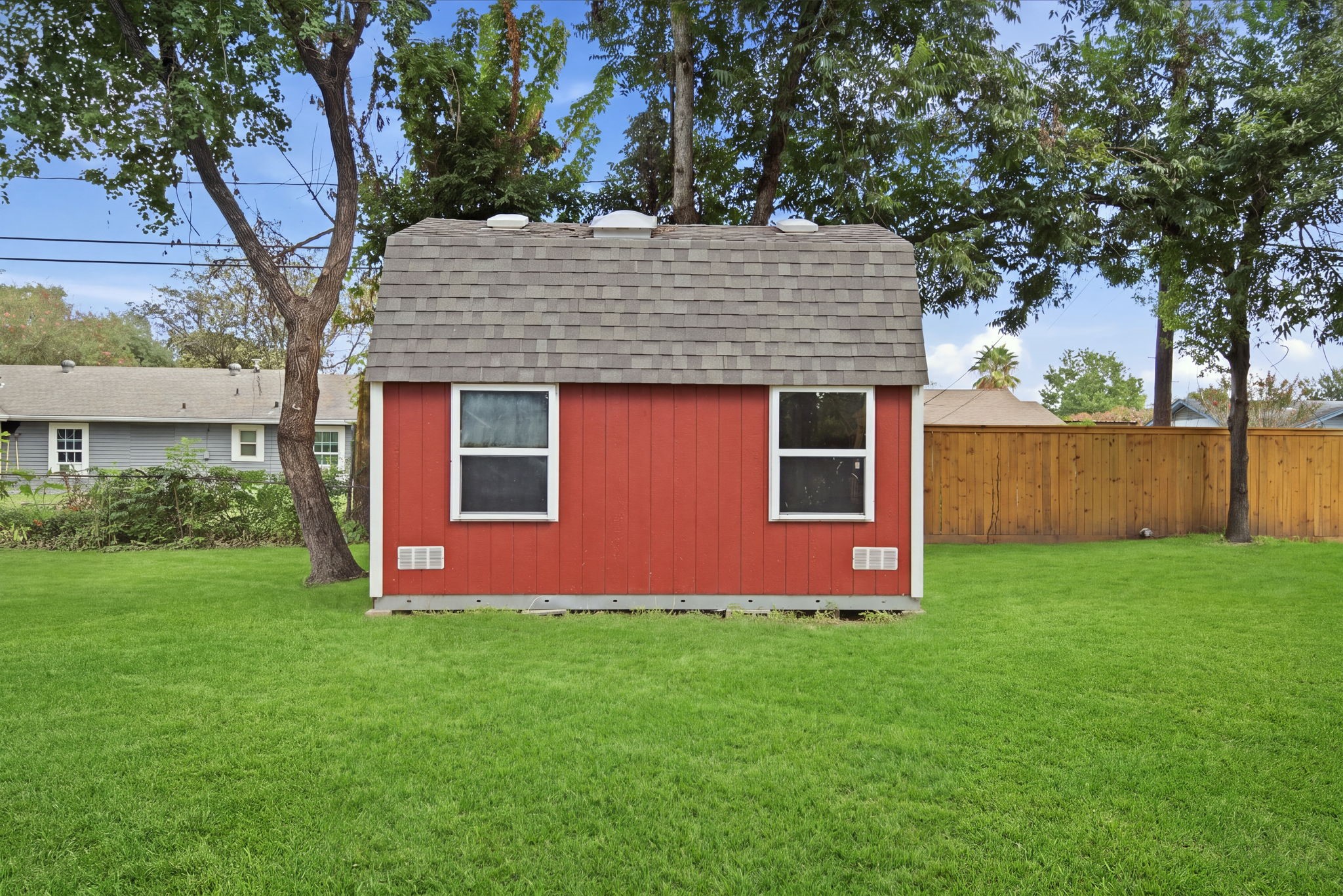 9919 Tebo Street Property Photo 28