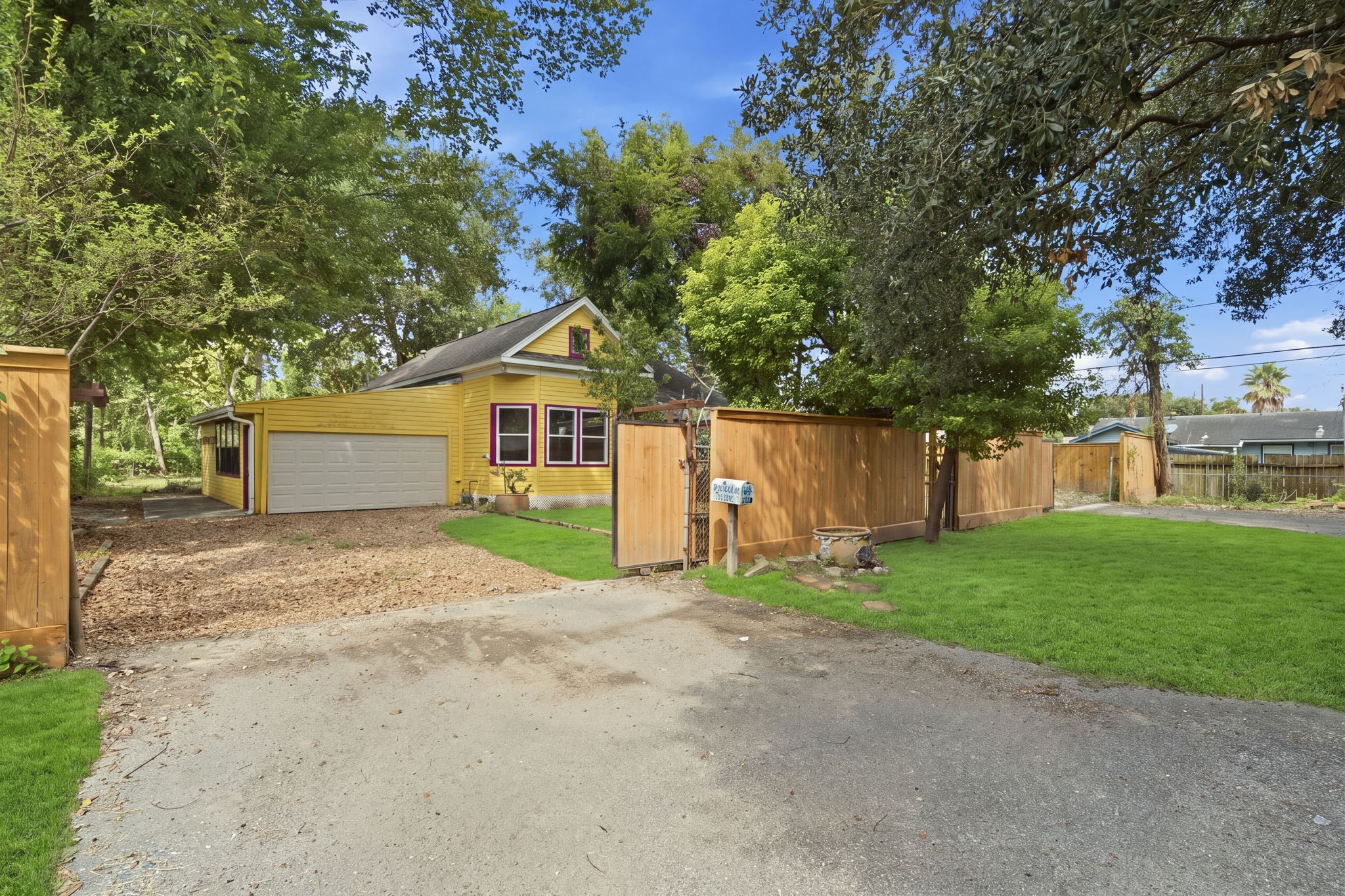 9919 Tebo Street Property Photo 31