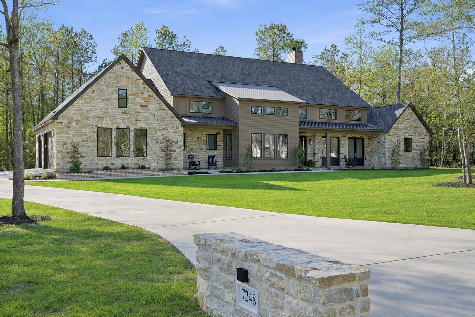7248 Red Oak Grove Road Property Photo 2