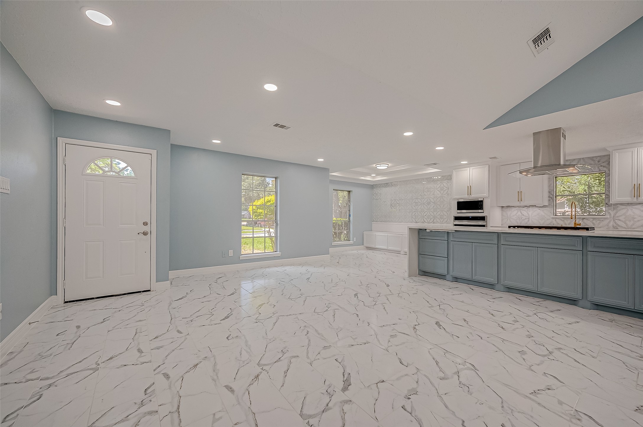 13914 Fawnbrake Drive Property Photo 6
