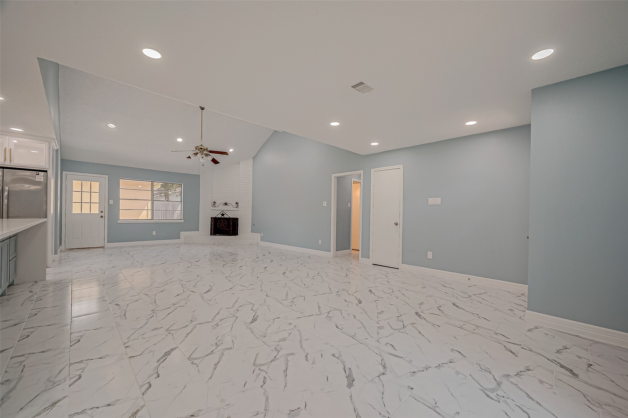 13914 Fawnbrake Drive Property Photo 11