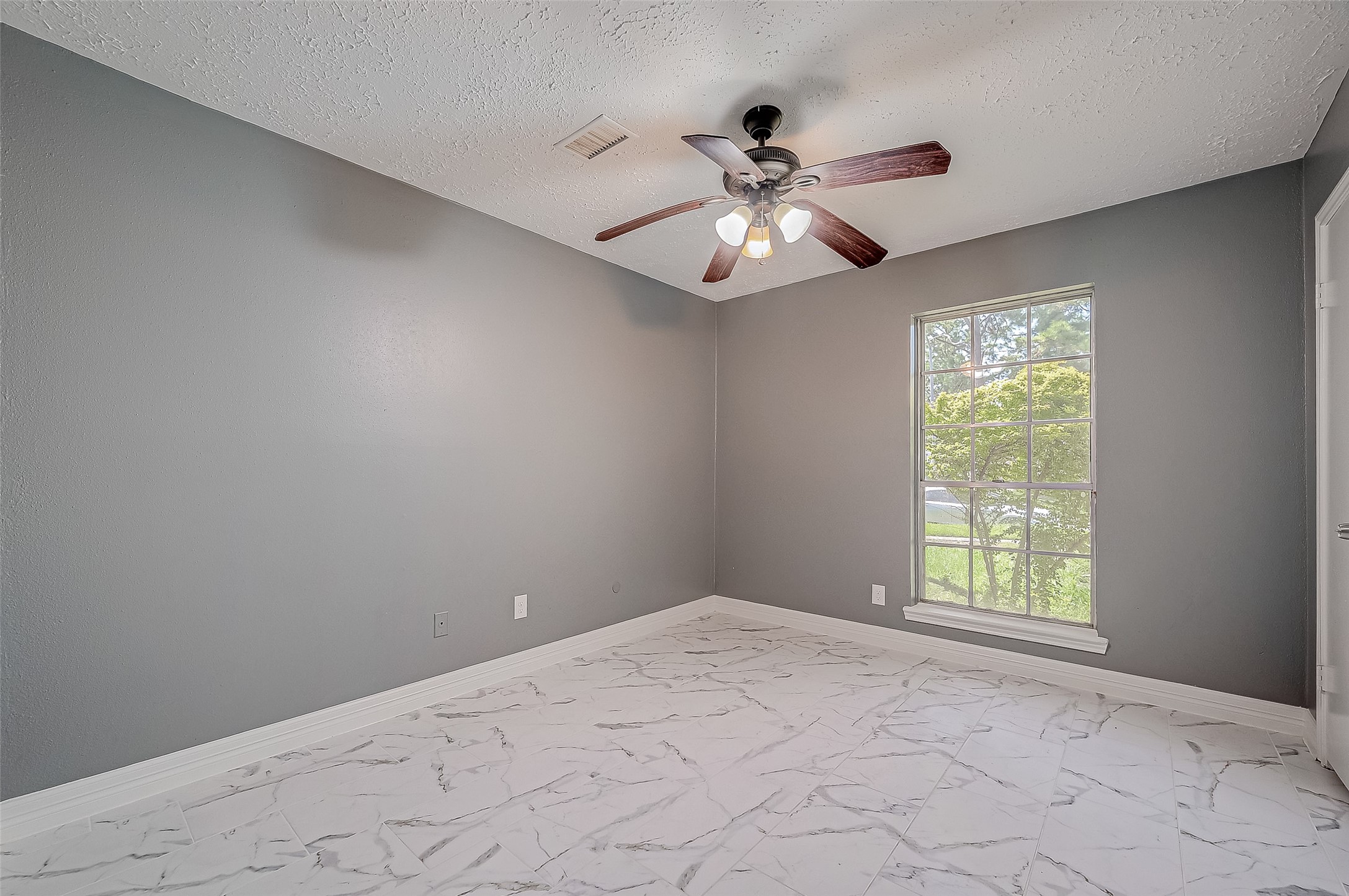 13914 Fawnbrake Drive Property Photo 27