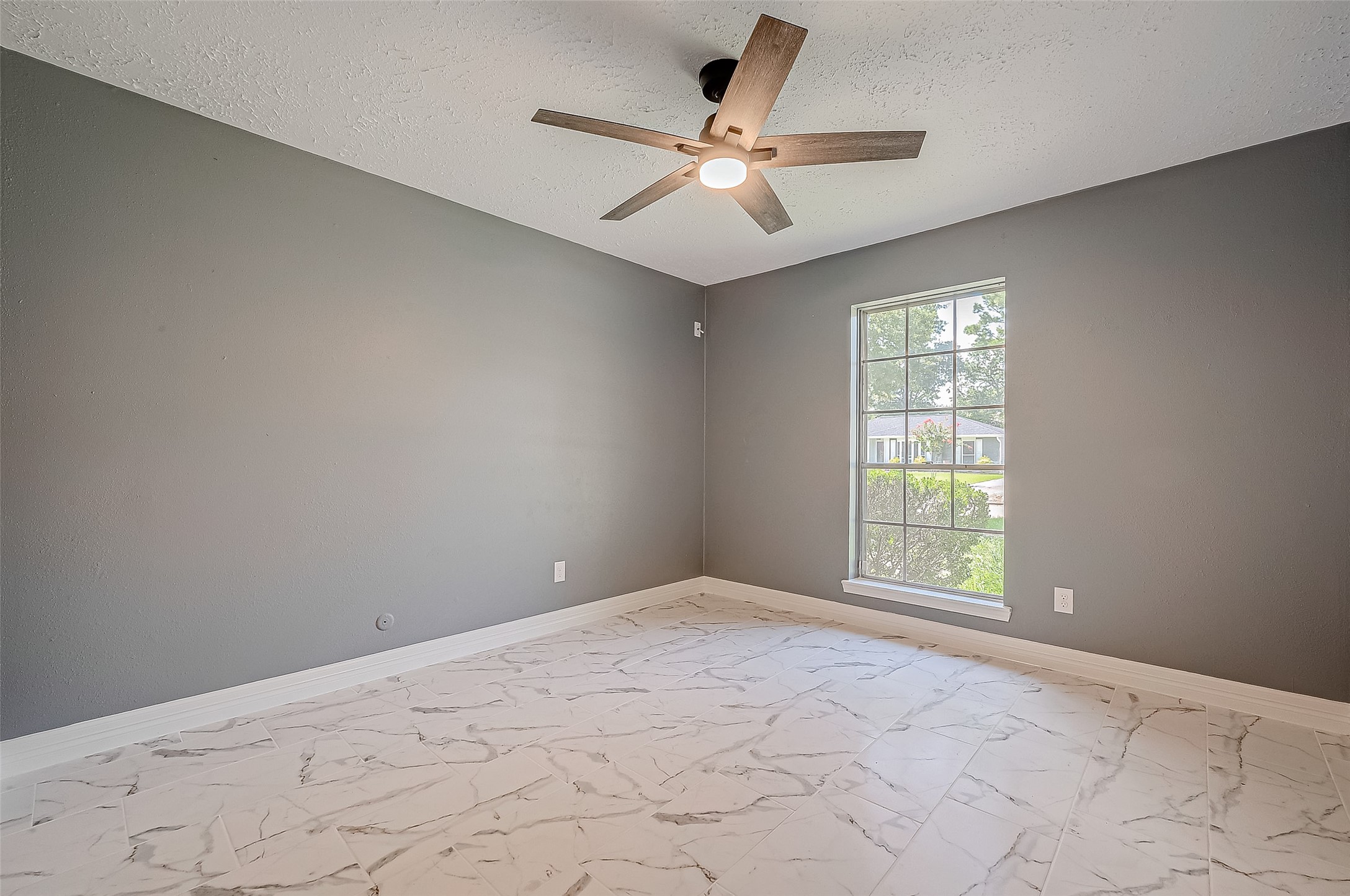13914 Fawnbrake Drive Property Photo 32