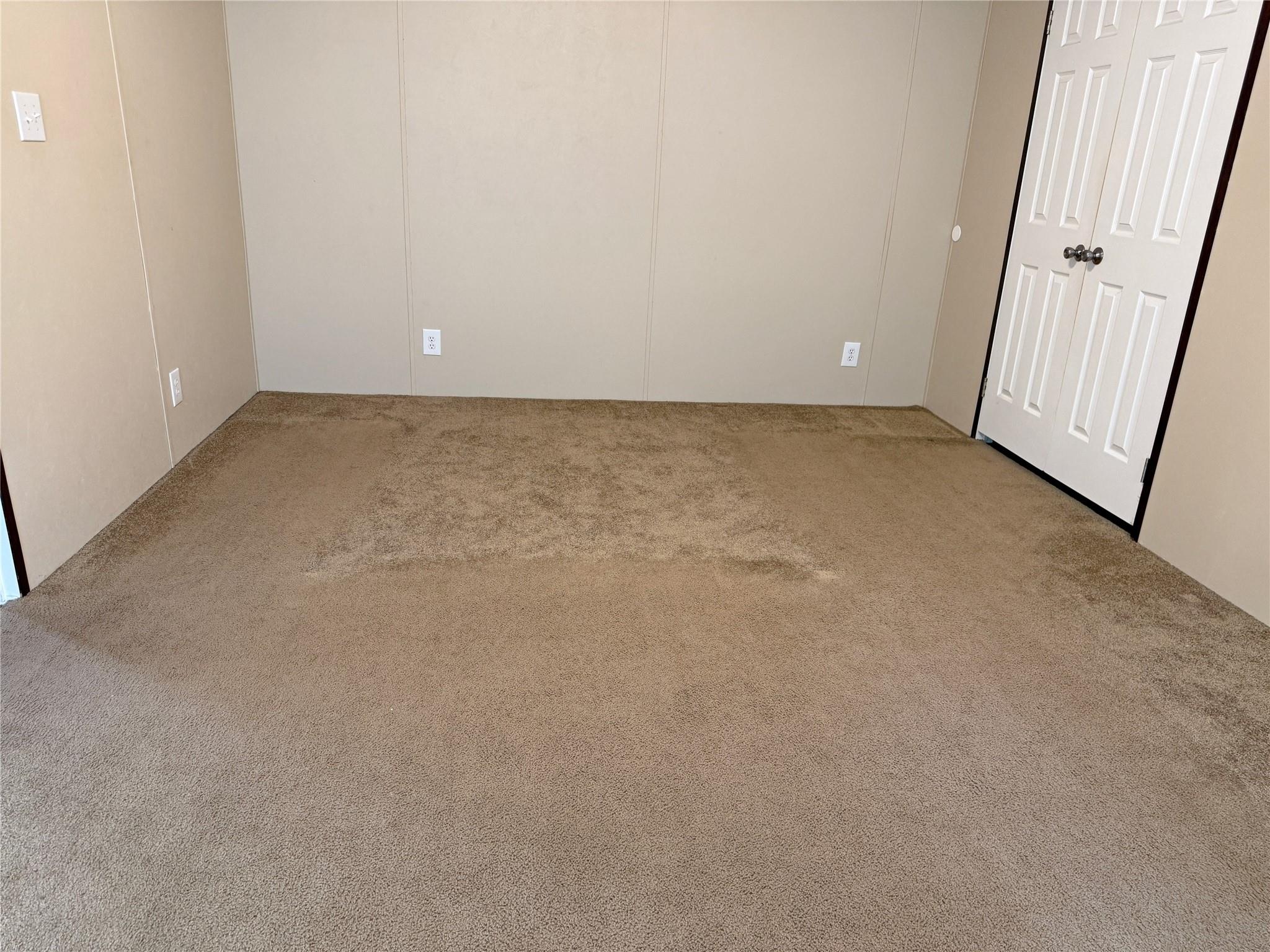 291 Leaning Oak Drive Property Photo 13